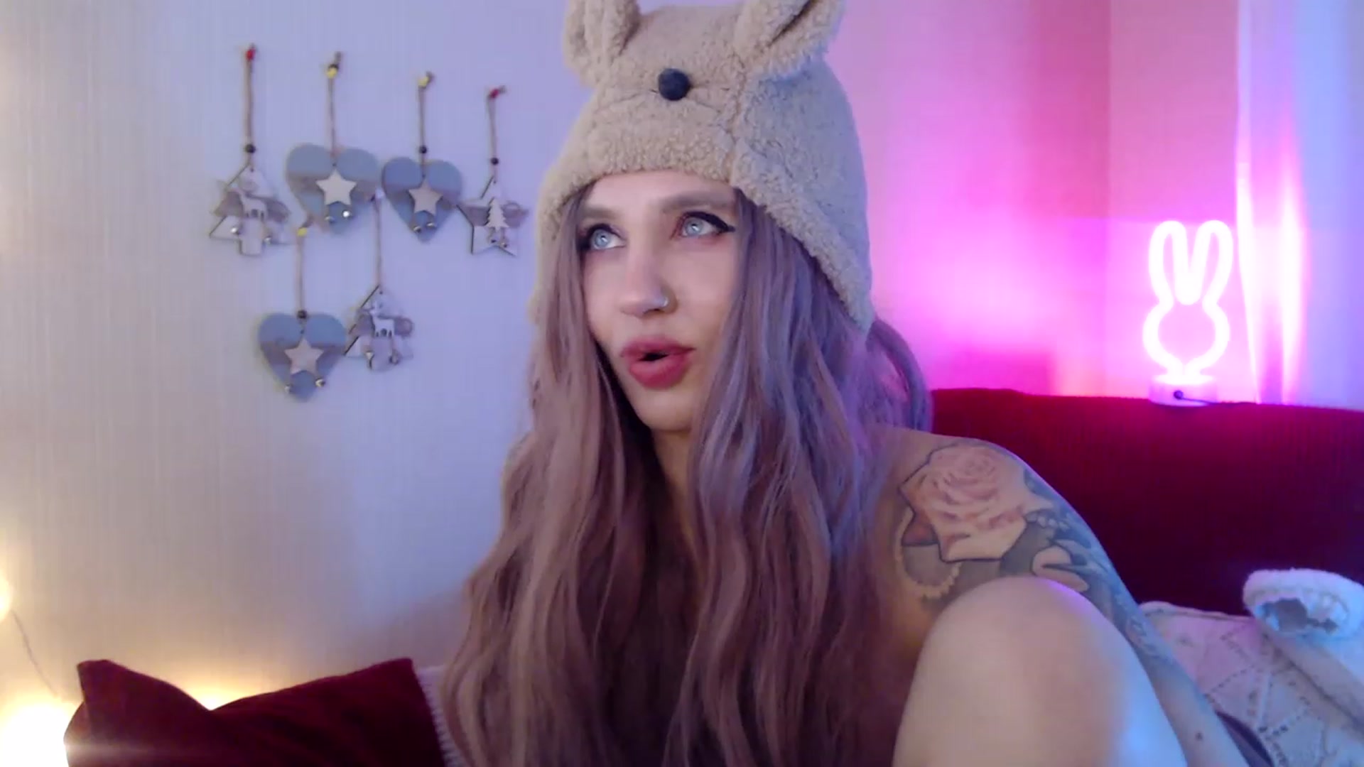 Gallery image thumbnail from SASHA_SHOKI's myfreecams stream on, 11/19/2022, 19:59 image 20 of 20