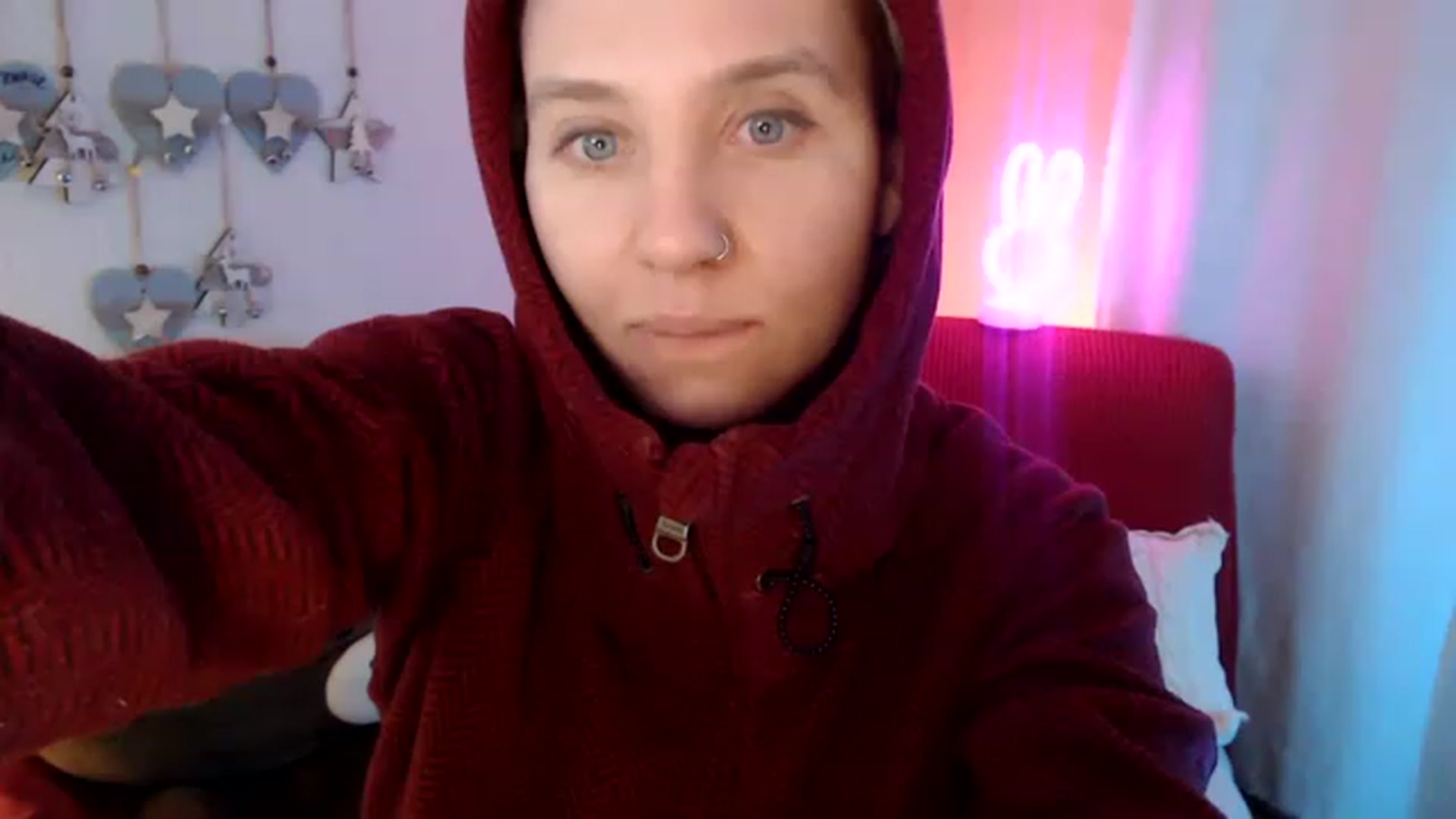 Gallery image thumbnail from SASHA_SHOKI's myfreecams stream on, 11/21/2022, 16:44 image 2 of 20