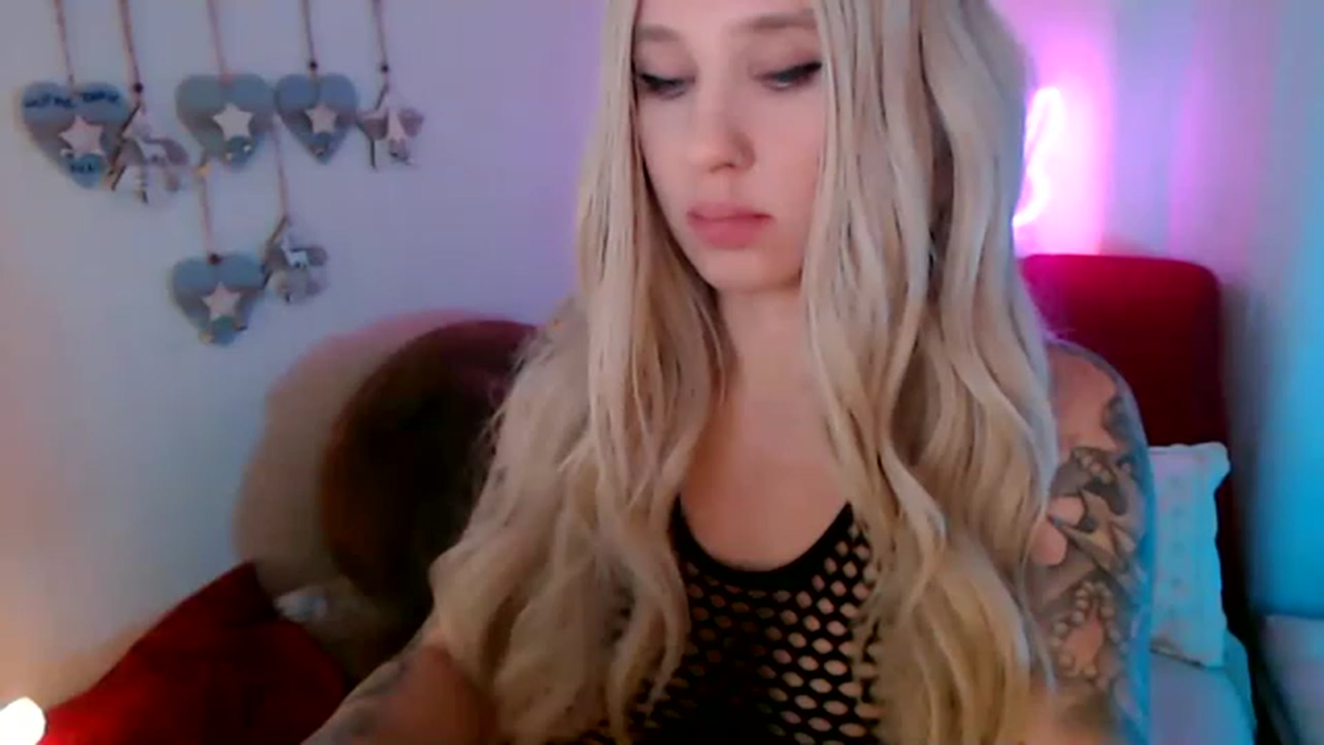 Gallery image thumbnail from SASHA_SHOKI's myfreecams stream on, 11/22/2022, 17:41 image 13 of 20