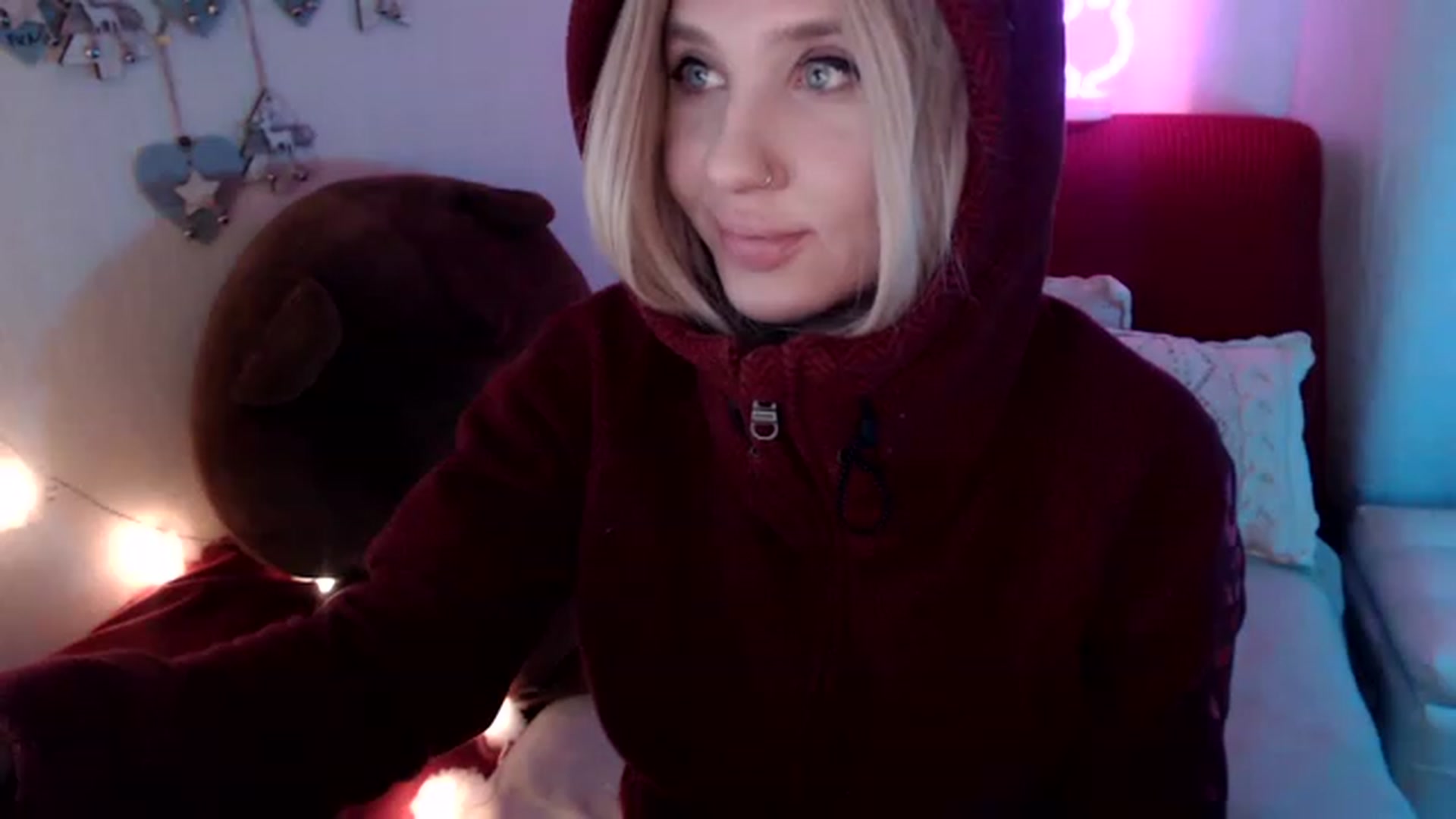 Gallery image thumbnail from SASHA_SHOKI's myfreecams stream on, 11/22/2022, 19:15 image 19 of 20