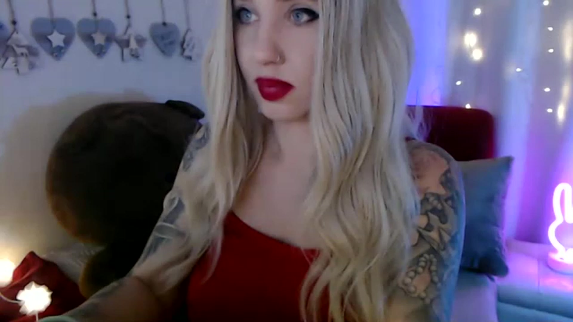 Gallery image thumbnail from SASHA_SHOKI's myfreecams stream on, 11/24/2022, 19:04 image 6 of 20