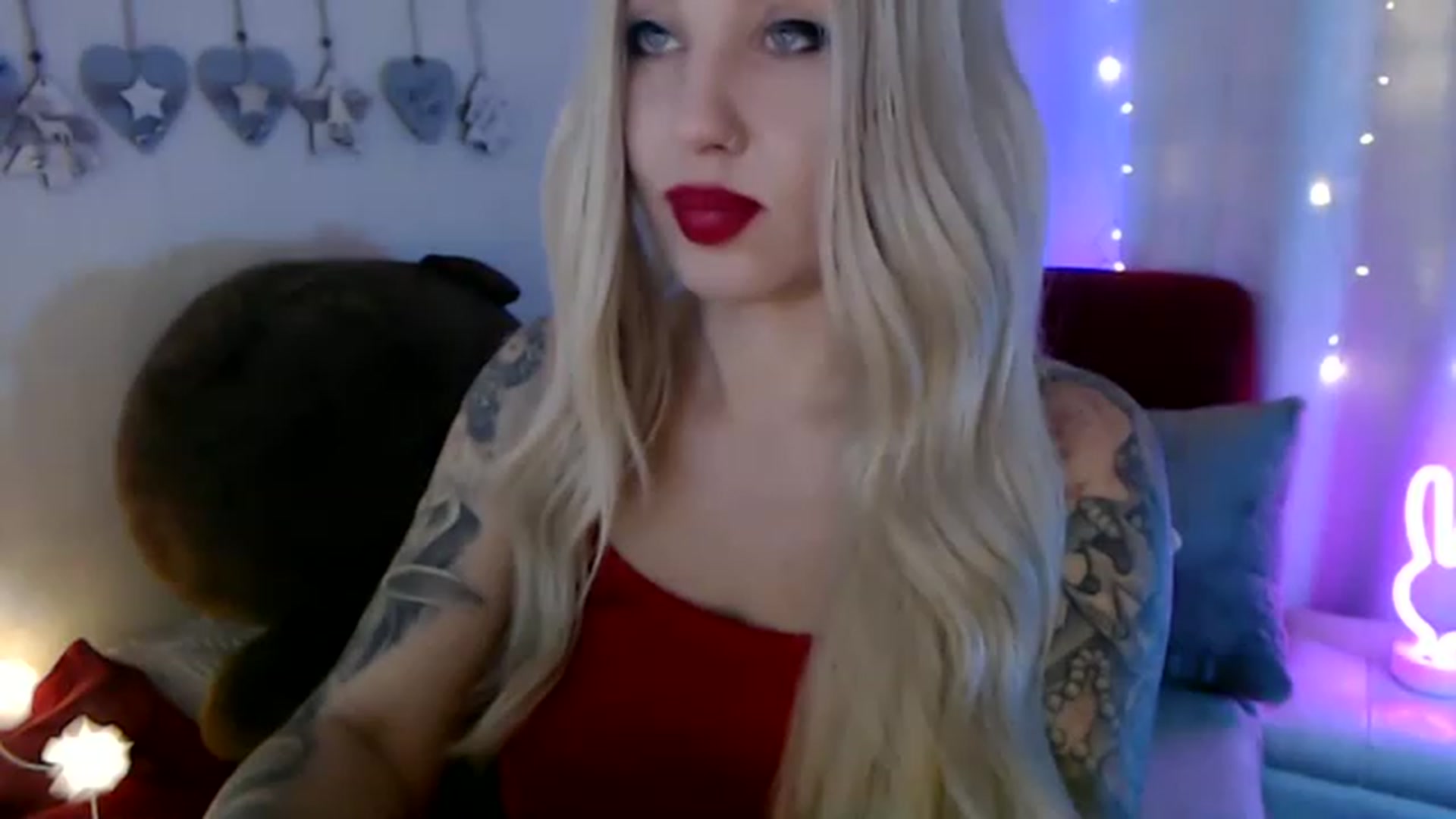 Gallery image thumbnail from SASHA_SHOKI's myfreecams stream on, 11/24/2022, 19:04 image 11 of 20