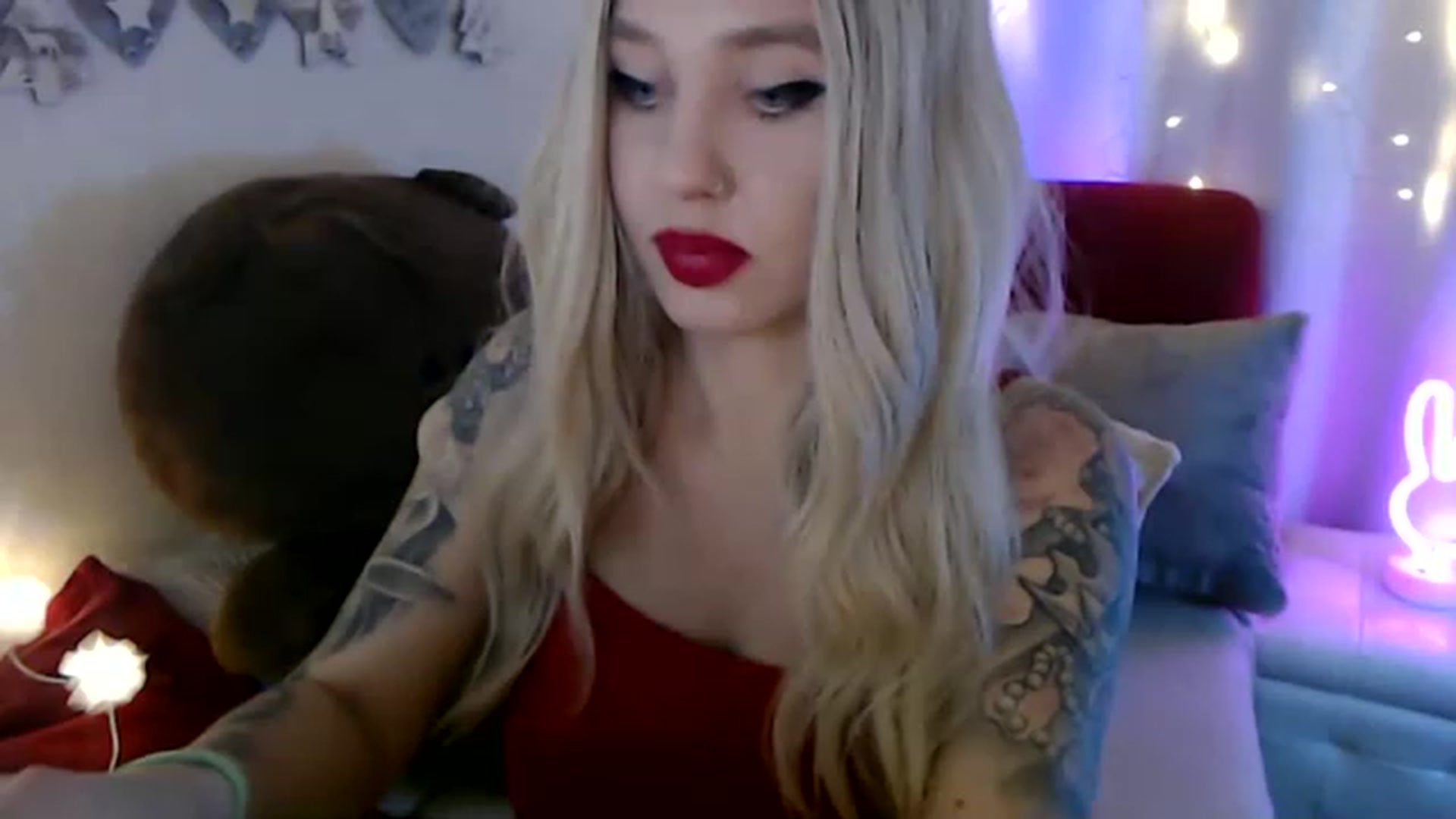 Gallery image thumbnail from SASHA_SHOKI's myfreecams stream on, 11/24/2022, 19:04 image 5 of 20