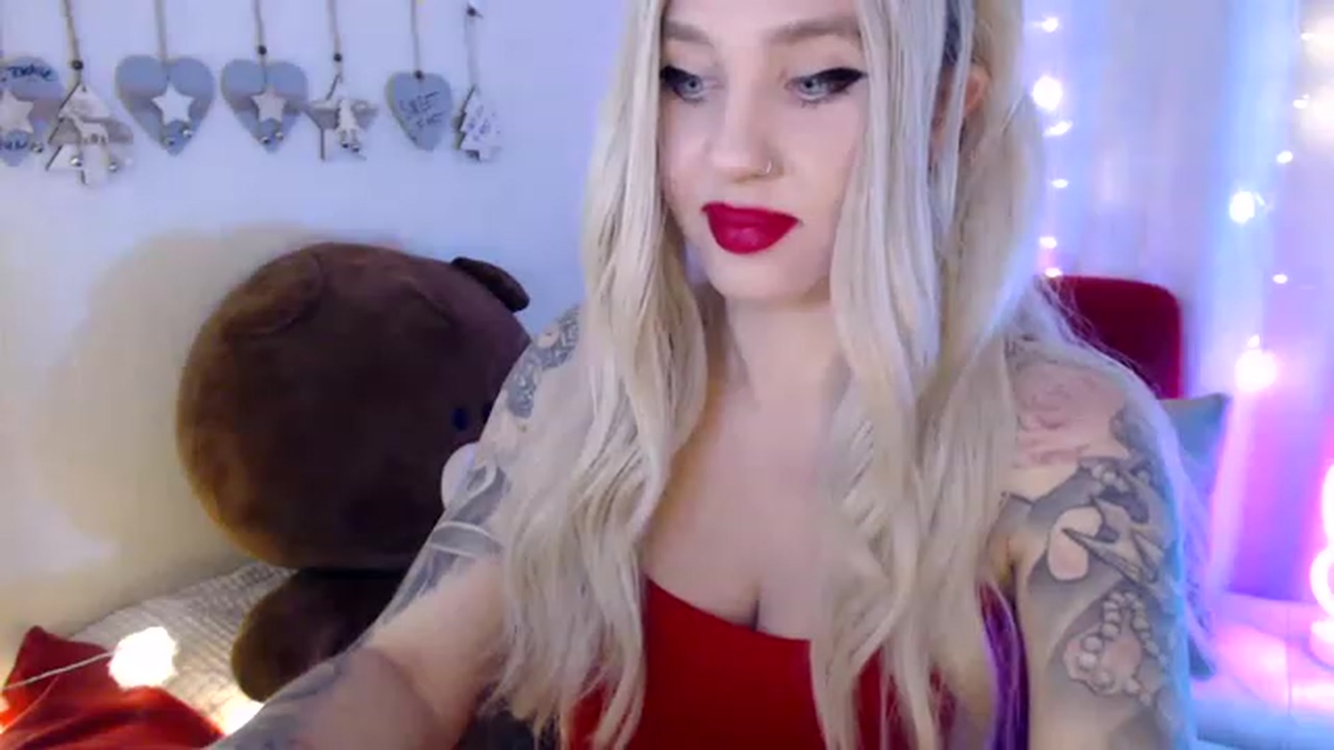 Gallery image thumbnail from SASHA_SHOKI's myfreecams stream on, 11/24/2022, 19:56 image 2 of 20