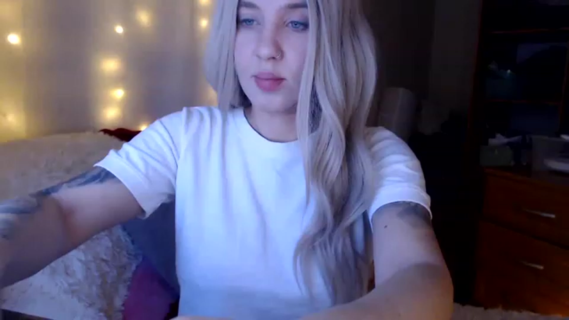 Gallery image thumbnail from SASHA_SHOKI's myfreecams stream on, 11/27/2022, 12:36 image 1 of 20