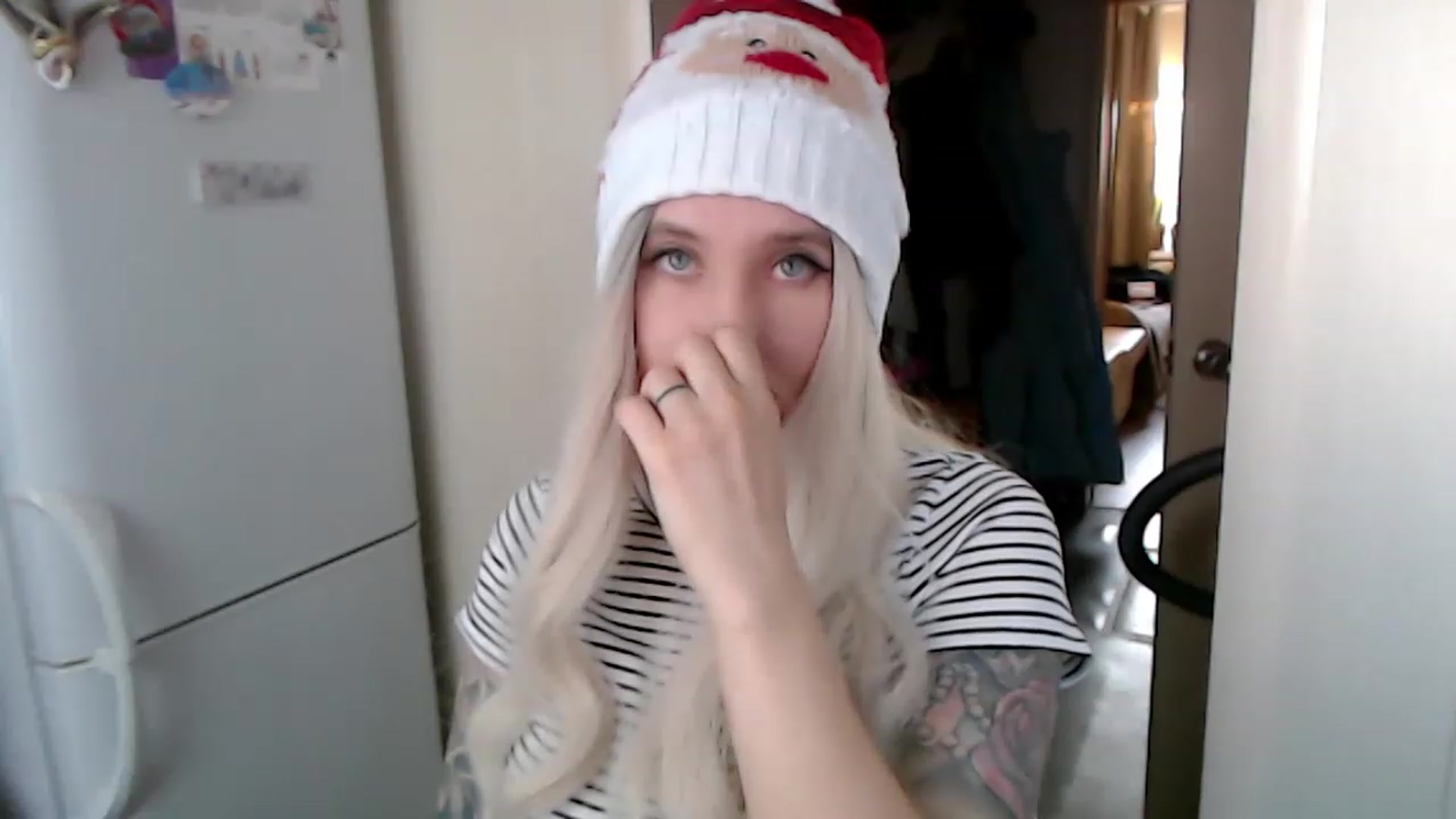 Gallery image thumbnail from SASHA_SHOKI's myfreecams stream on, 12/25/2022, 11:53 image 8 of 20