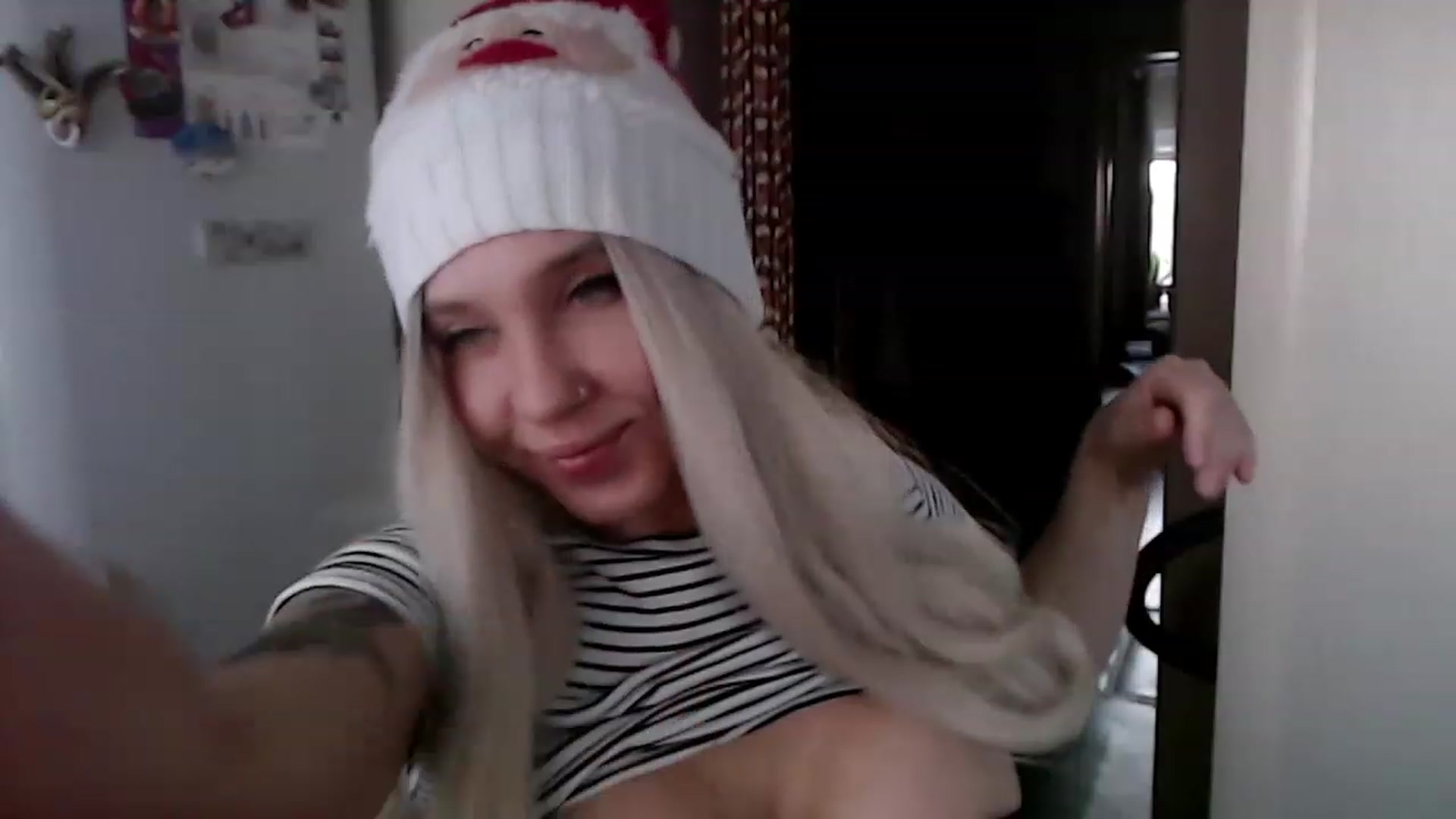 Gallery image thumbnail from SASHA_SHOKI's myfreecams stream on, 12/25/2022, 11:53 image 13 of 20
