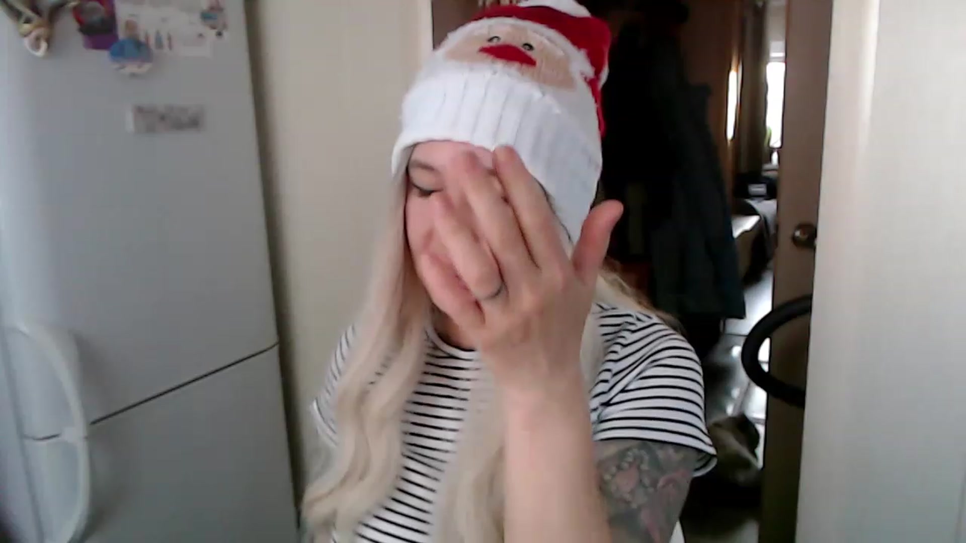 Gallery image thumbnail from SASHA_SHOKI's myfreecams stream on, 12/25/2022, 11:53 image 10 of 20