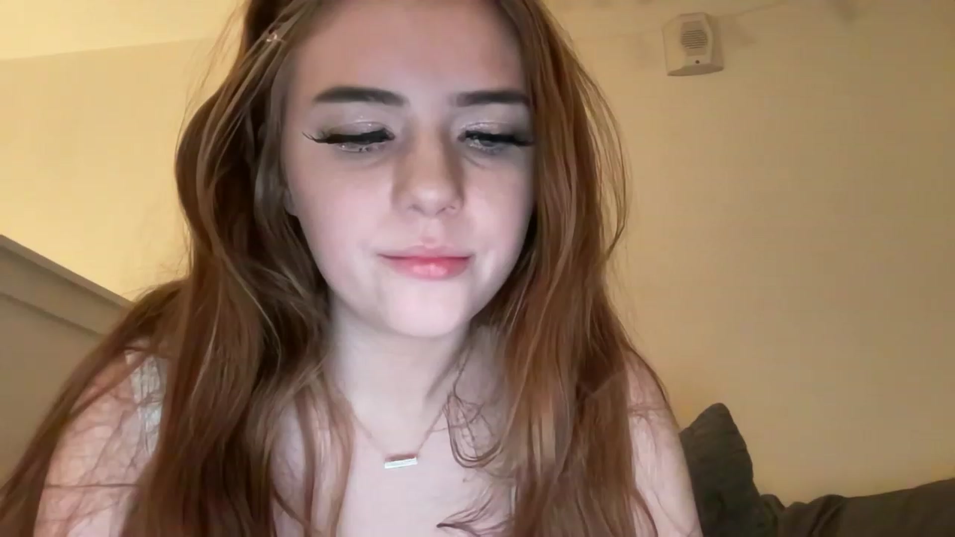 Gallery image thumbnail from SEATTLESBABY's myfreecams stream on, 12/05/2022, 14:59 image 1 of 20