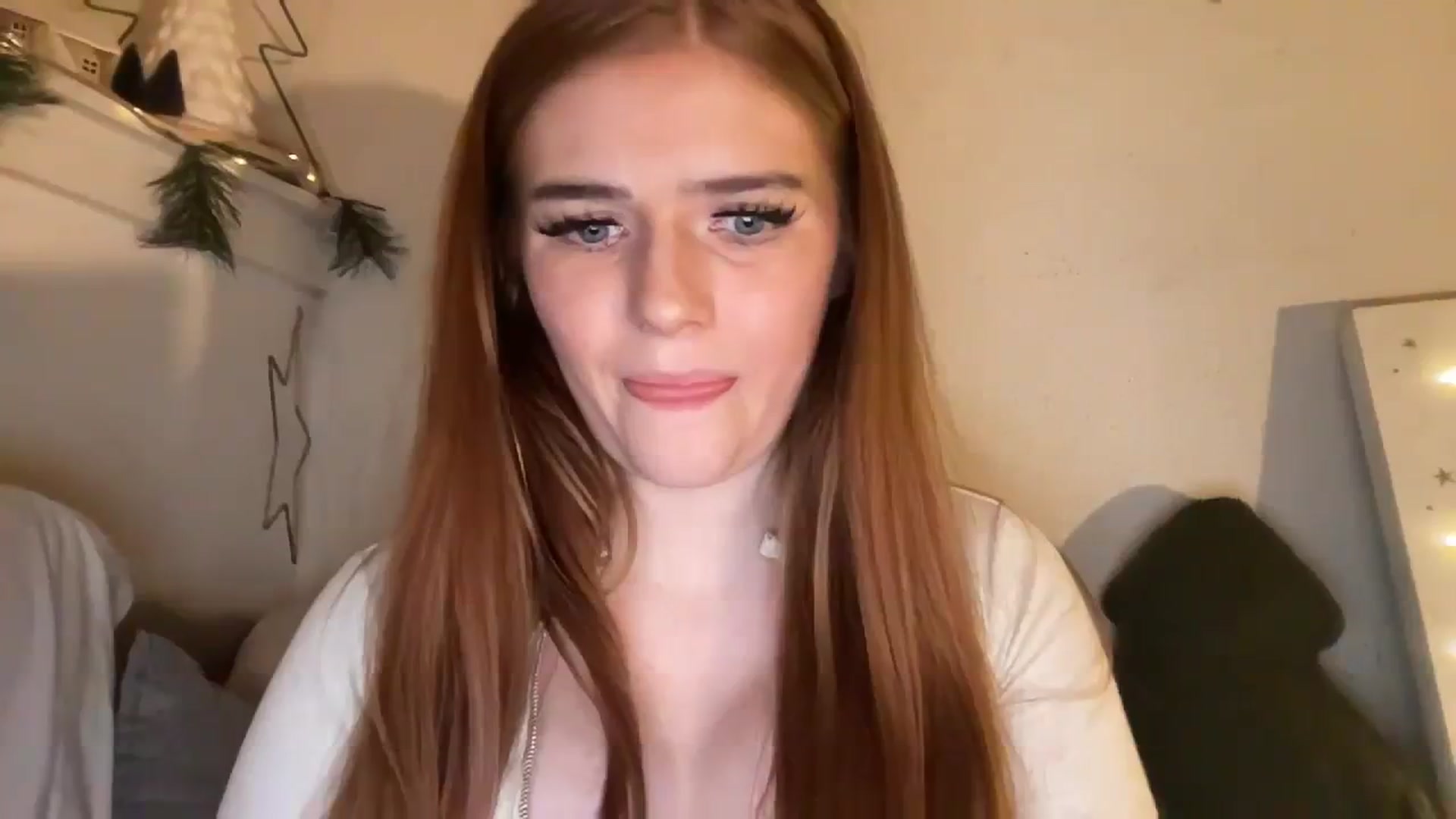 Gallery image thumbnail from SEATTLESBABY's myfreecams stream on, 12/25/2023, 08:34 image 17 of 20