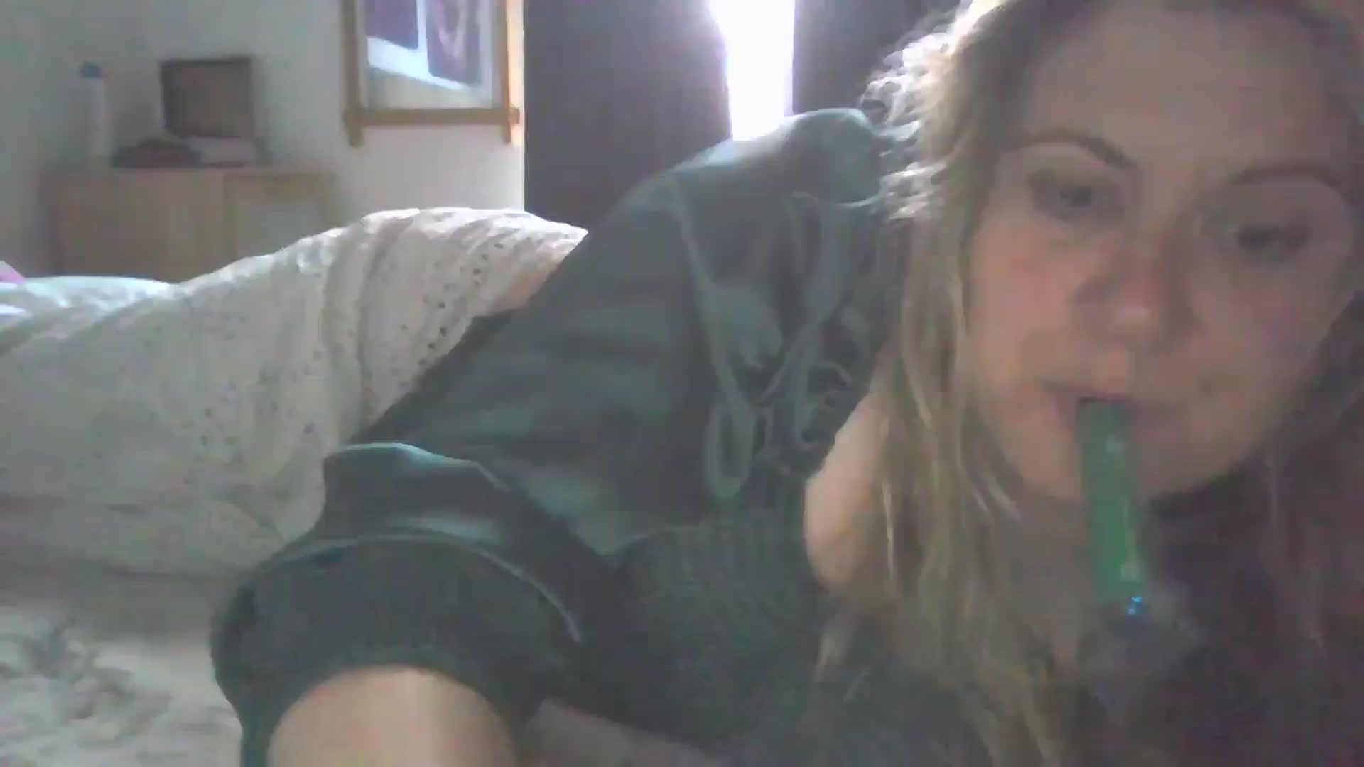 Gallery image thumbnail from SEXYSOPHXXX2's myfreecams stream on, 06/02/2024, 18:51 image 16 of 20