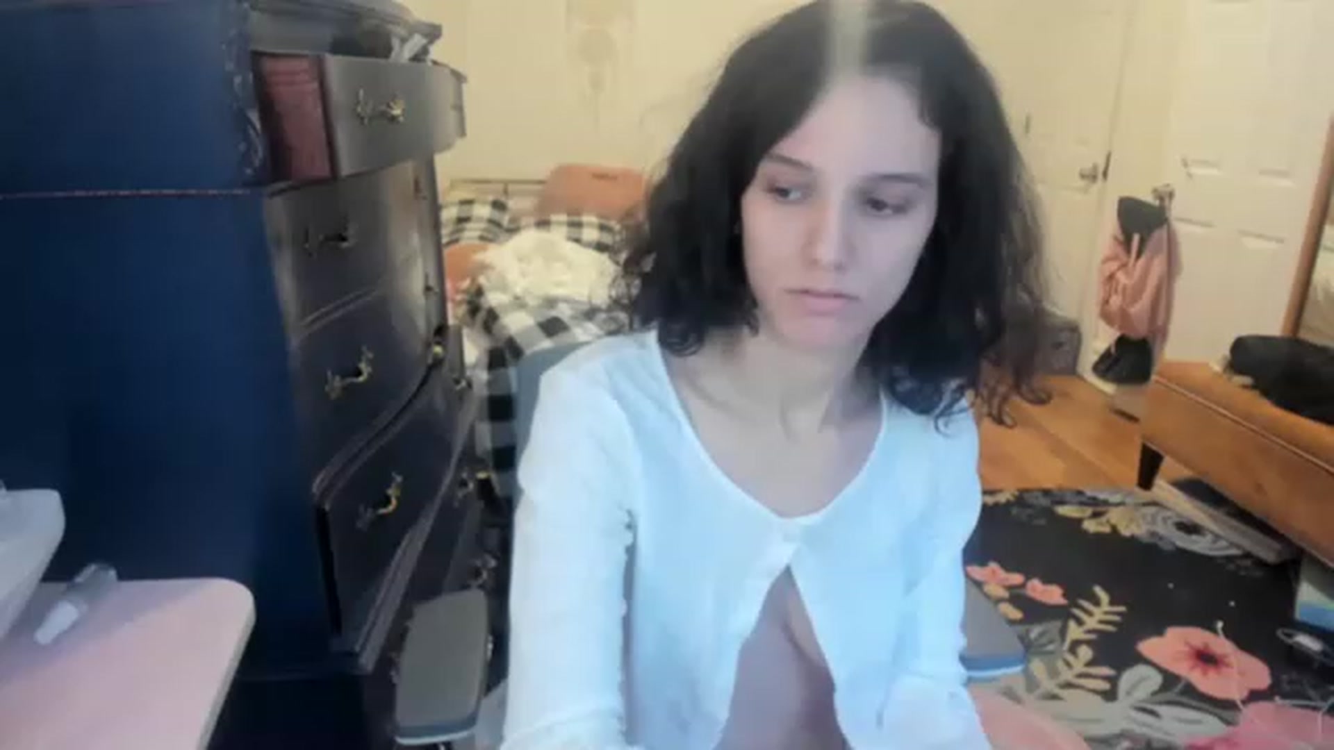 Gallery image thumbnail from SHINYREIGN's myfreecams stream on, 03/16/2023, 12:05 image 1 of 20