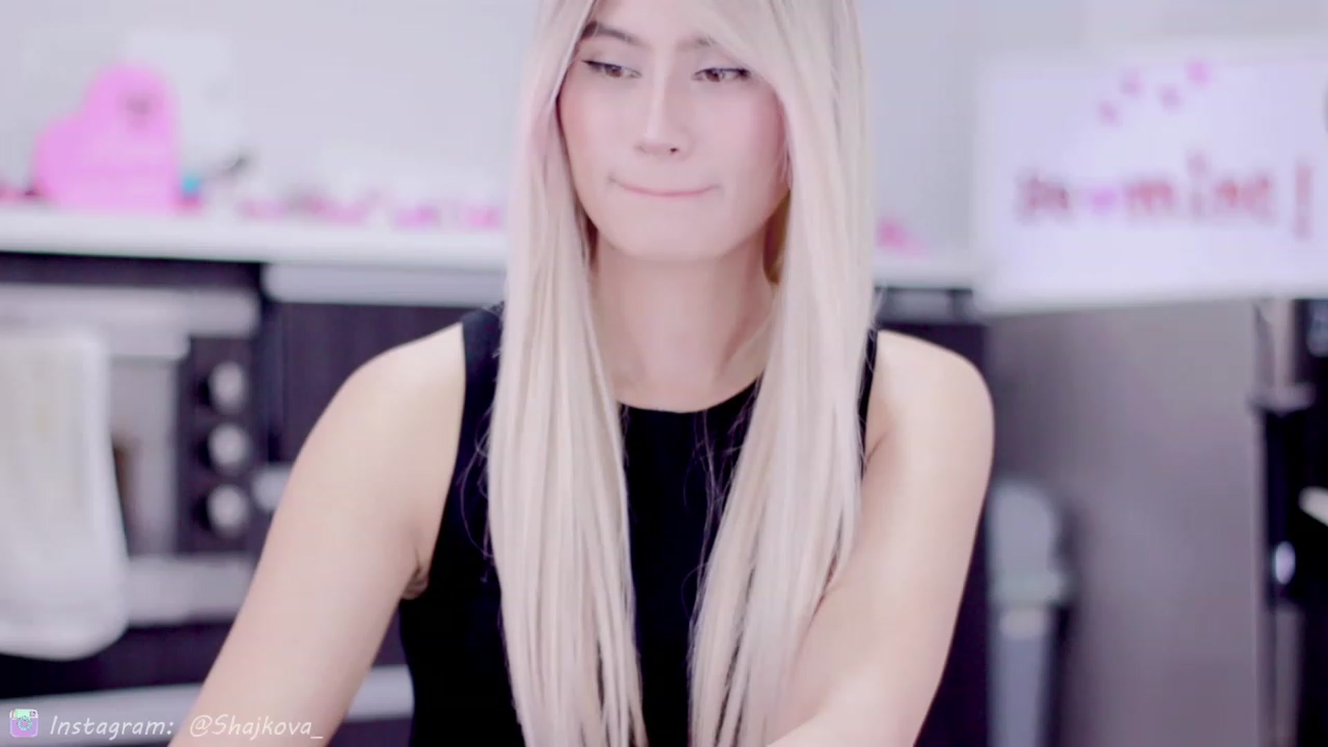 Gallery image thumbnail from SHajkova's myfreecams stream on, 02/04/2023, 17:58 image 2 of 20