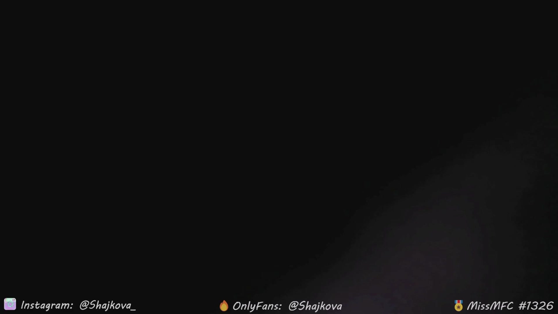 Gallery image thumbnail from SHajkova's myfreecams stream on, 04/28/2023, 17:03 image 10 of 20