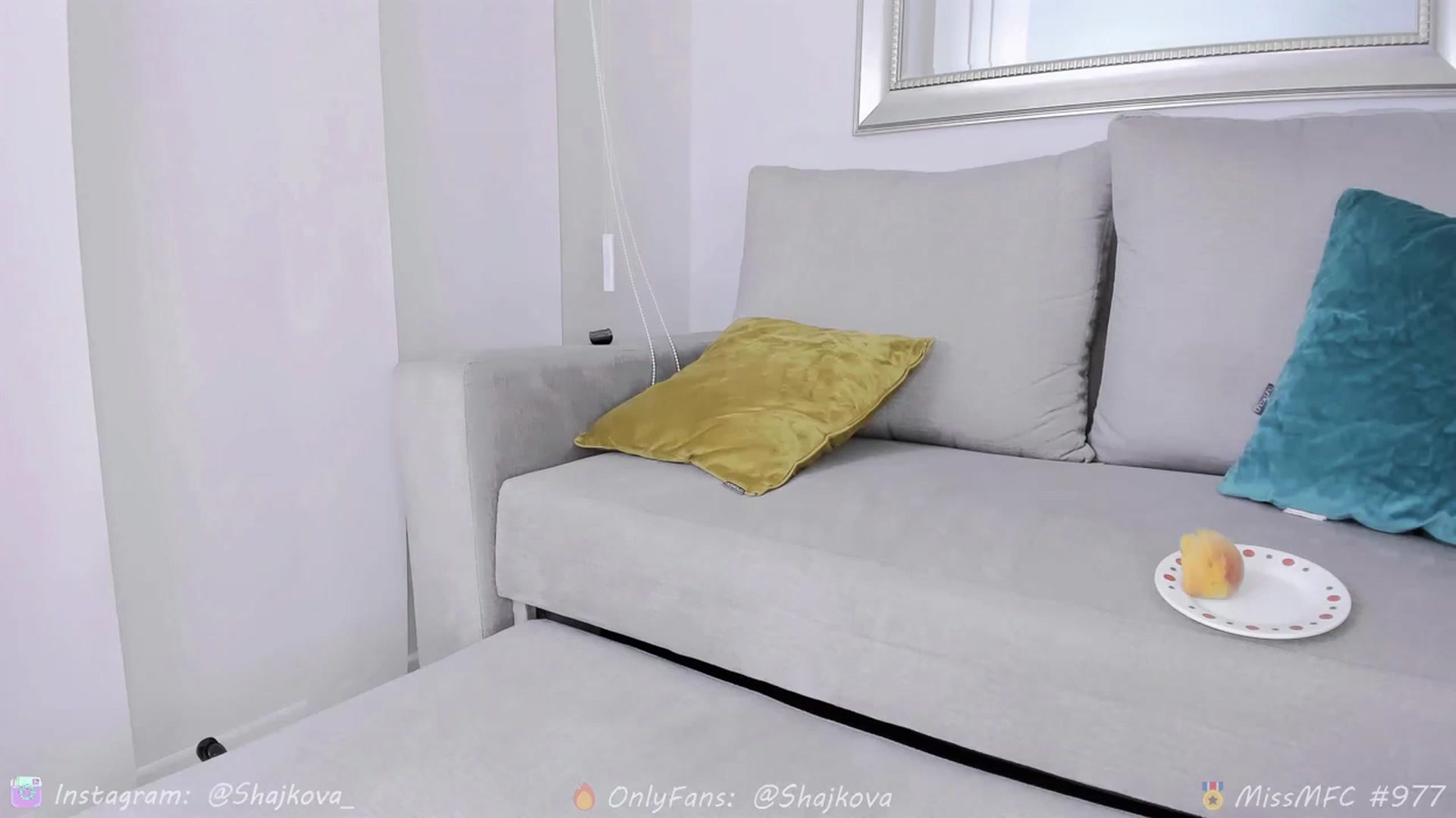 Gallery image thumbnail from SHajkova's myfreecams stream on, 06/07/2023, 22:22 image 2 of 20