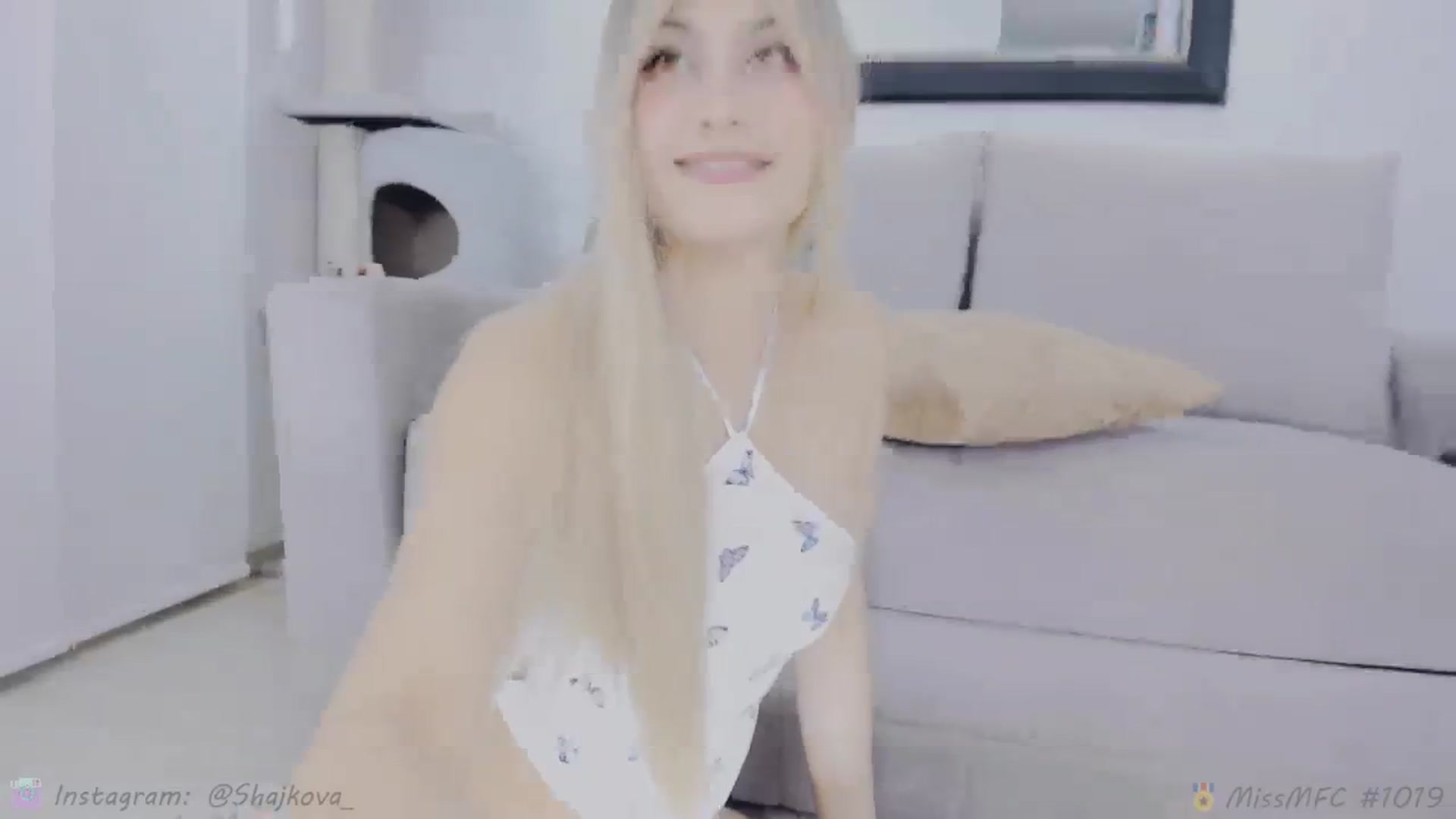 Gallery image thumbnail from SHajkova's myfreecams stream on, 09/26/2023, 21:28 image 3 of 20