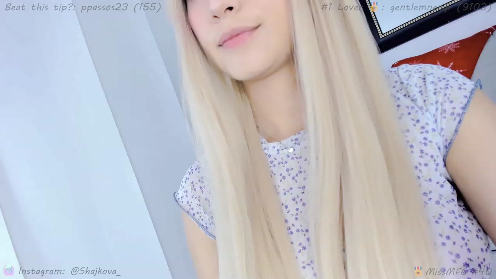 Gallery image thumbnail from SHajkova's myfreecams stream on, 01/03/2024, 18:46 image 5 of 20