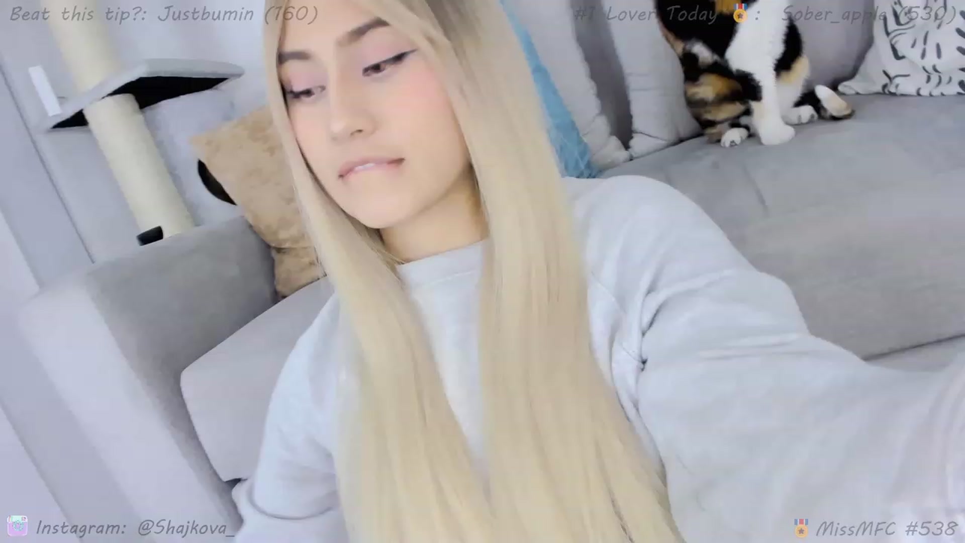 Gallery image thumbnail from SHajkova's myfreecams stream on, 01/28/2024, 03:07 image 11 of 20