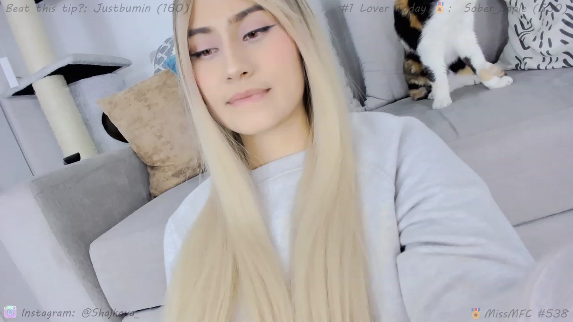 Gallery image thumbnail from SHajkova's myfreecams stream on, 01/28/2024, 03:07 image 15 of 20