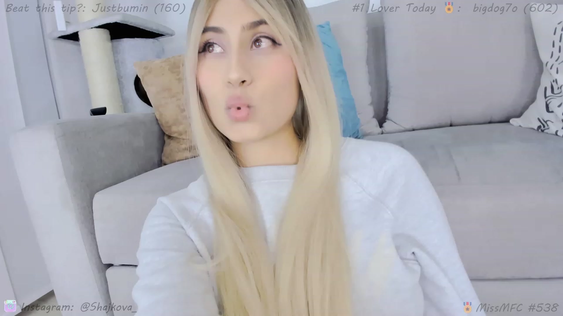 Gallery image thumbnail from SHajkova's myfreecams stream on, 01/28/2024, 03:07 image 19 of 20