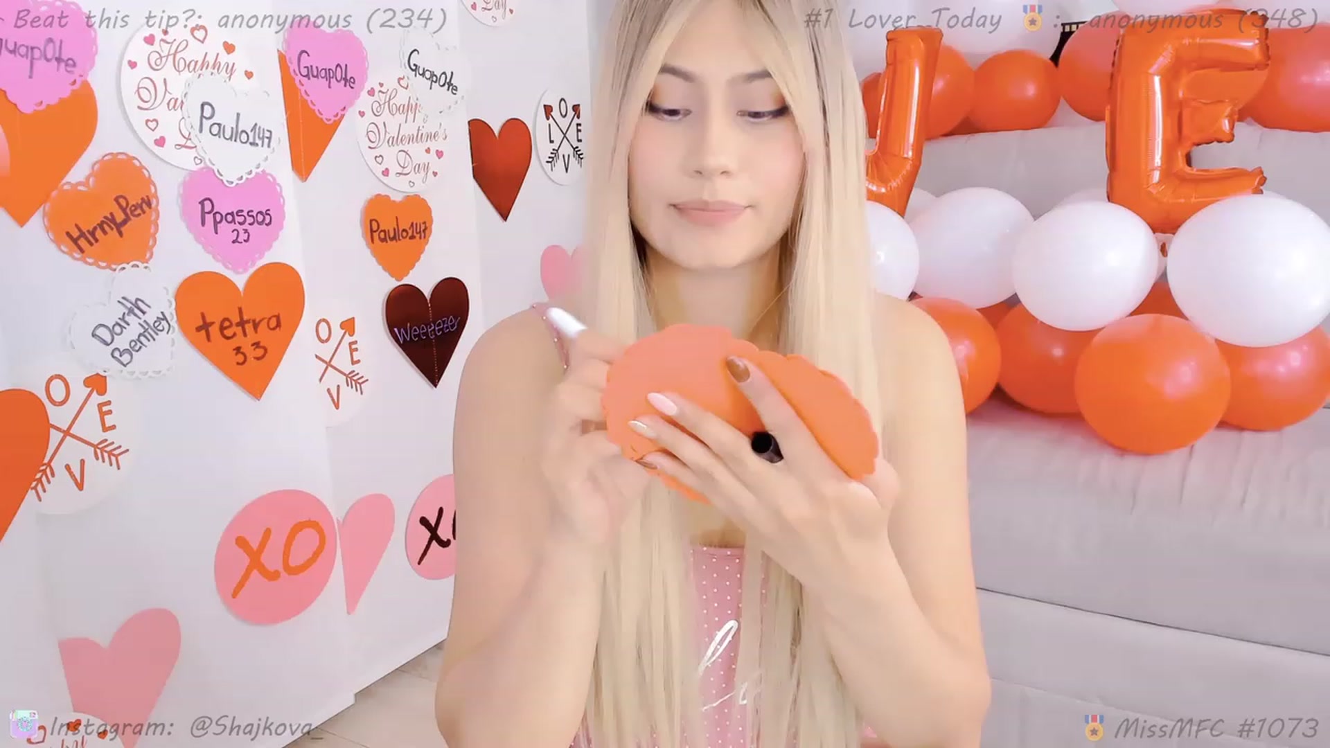 Gallery image thumbnail from SHajkova's myfreecams stream on, 02/14/2024, 03:48 image 12 of 20