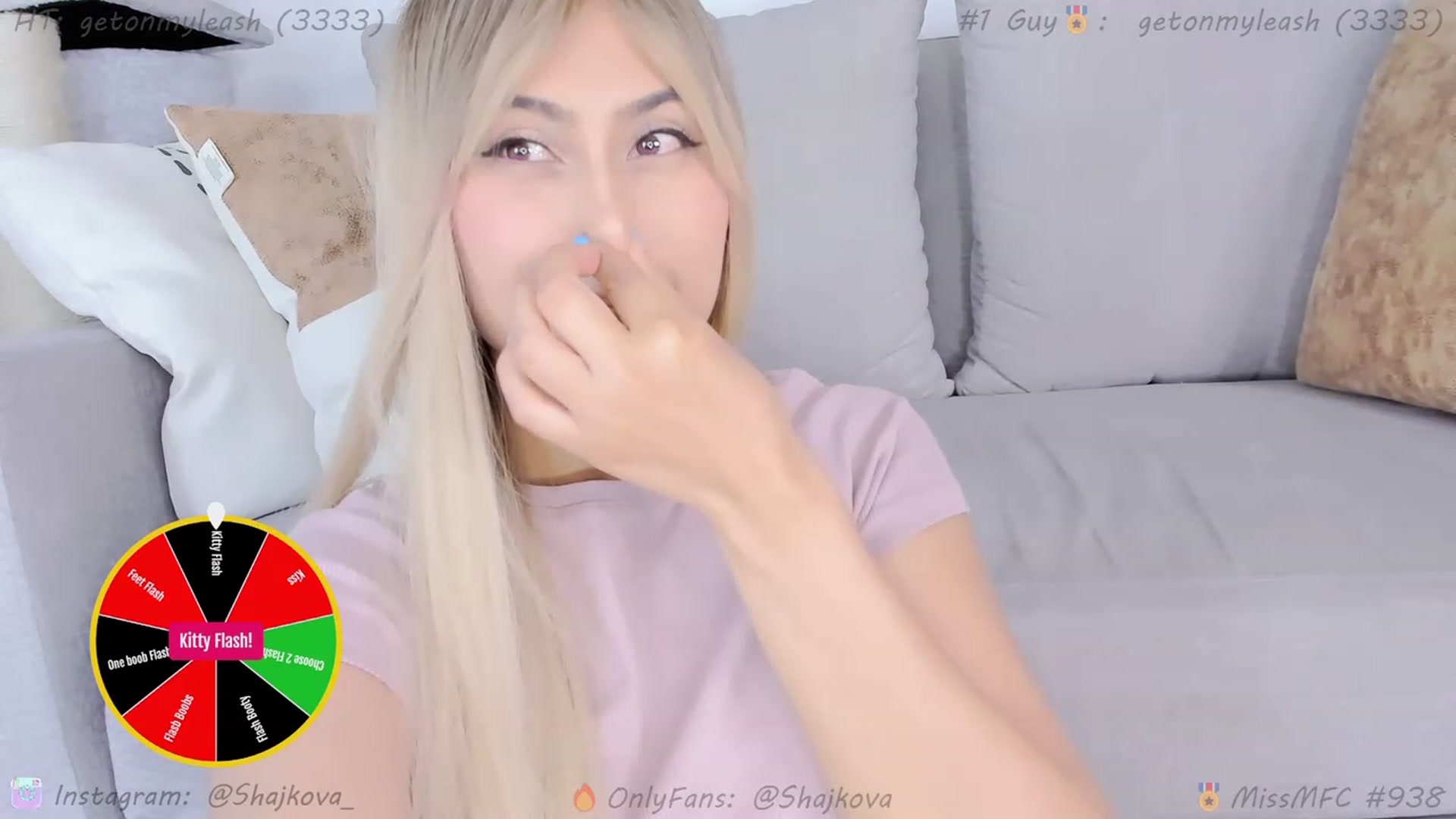 Gallery image thumbnail from SHajkova's myfreecams stream on, 03/09/2024, 20:26 image 16 of 20