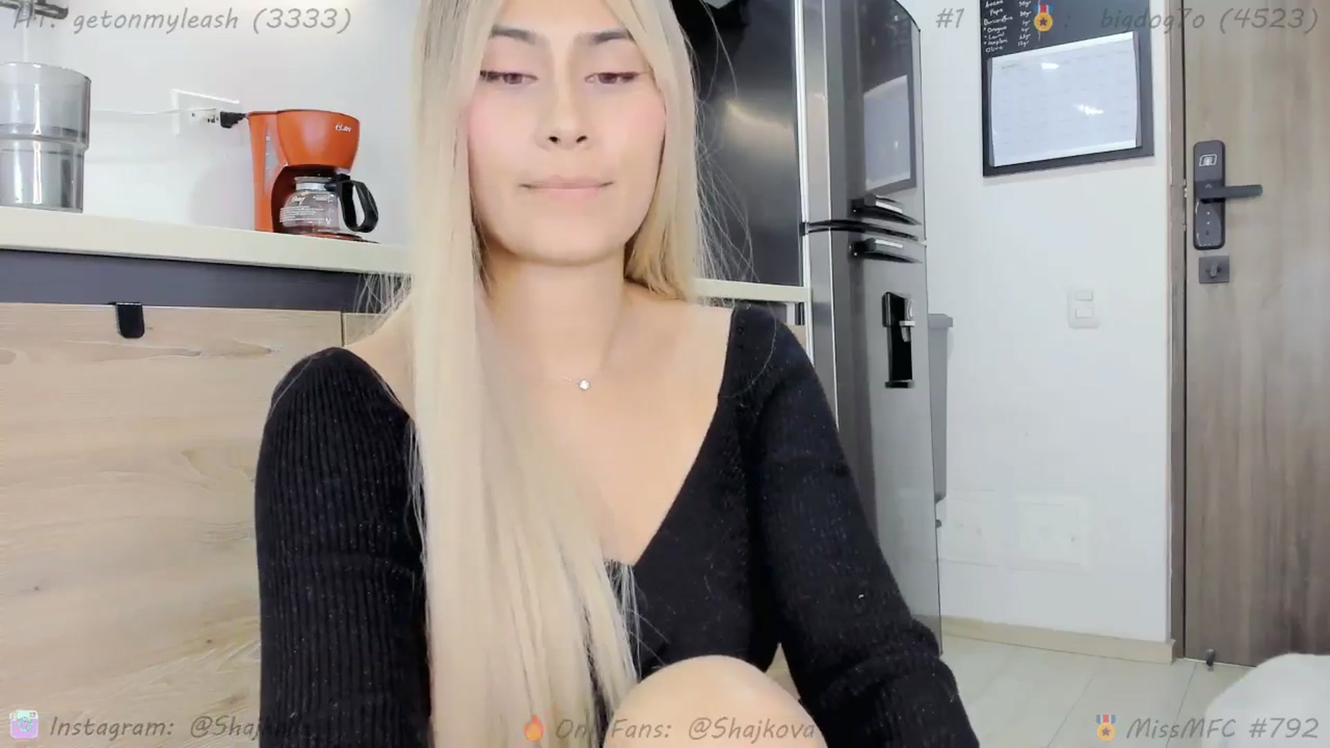 Gallery image thumbnail from SHajkova's myfreecams stream on, 03/16/2024, 04:32 image 8 of 20