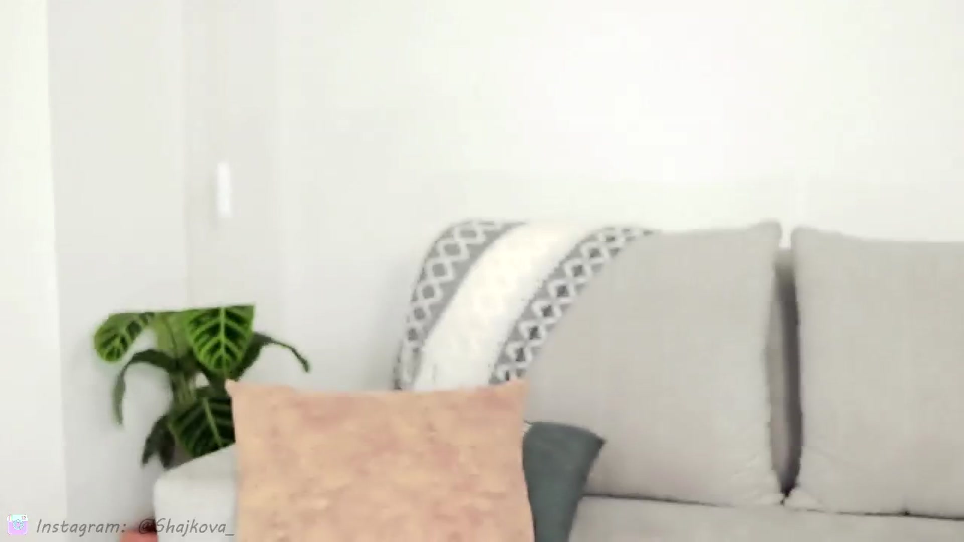 Gallery image thumbnail from SHajkova's myfreecams stream on, 05/18/2024, 04:55 image 8 of 20