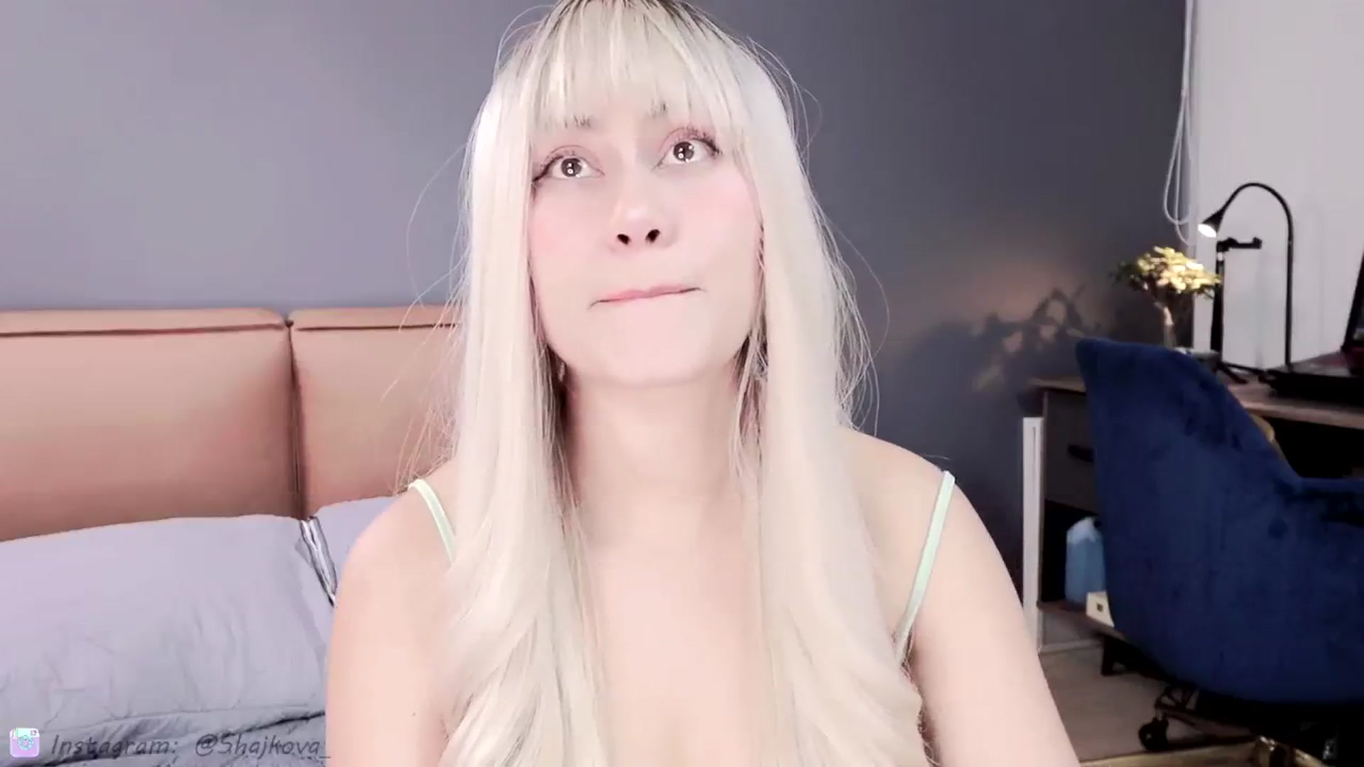 Gallery image thumbnail from SHajkova's myfreecams stream on, 12/21/2024, 20:05 image 4 of 20