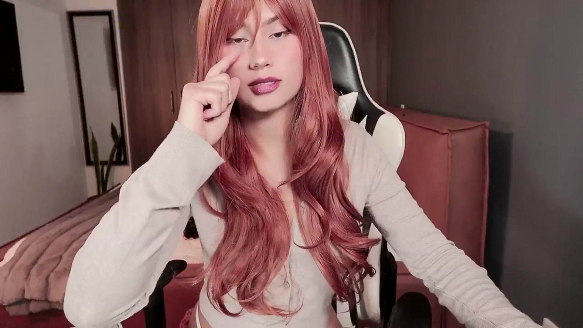 Gallery image thumbnail from SHajkova's myfreecams stream on, 09/23/2025, 17:21 image 6 of 20