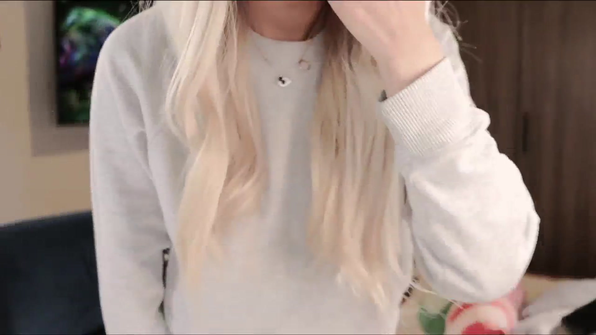 Gallery image thumbnail from SHajkova's myfreecams stream on, 04/01/2026, 22:09 image 5 of 20