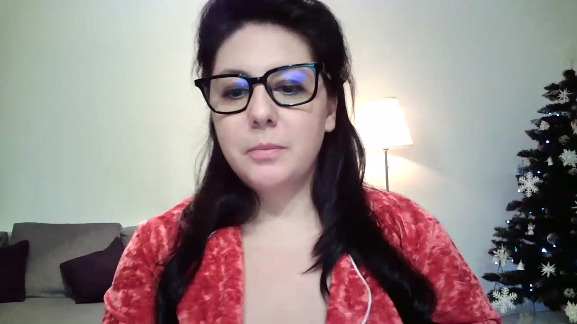 Gallery image thumbnail from SILKYWOMAN's myfreecams stream on, 12/31/2022, 23:10 image 16 of 20