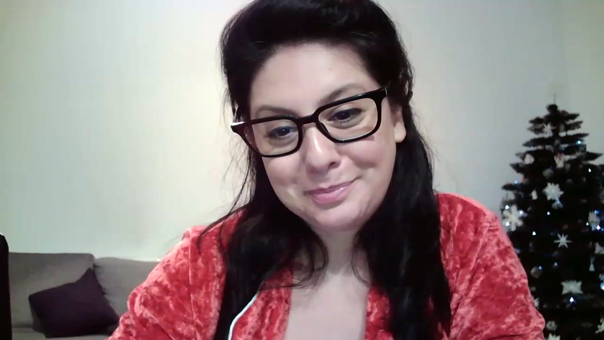 Gallery image thumbnail from SILKYWOMAN's myfreecams stream on, 12/31/2022, 23:10 image 9 of 20