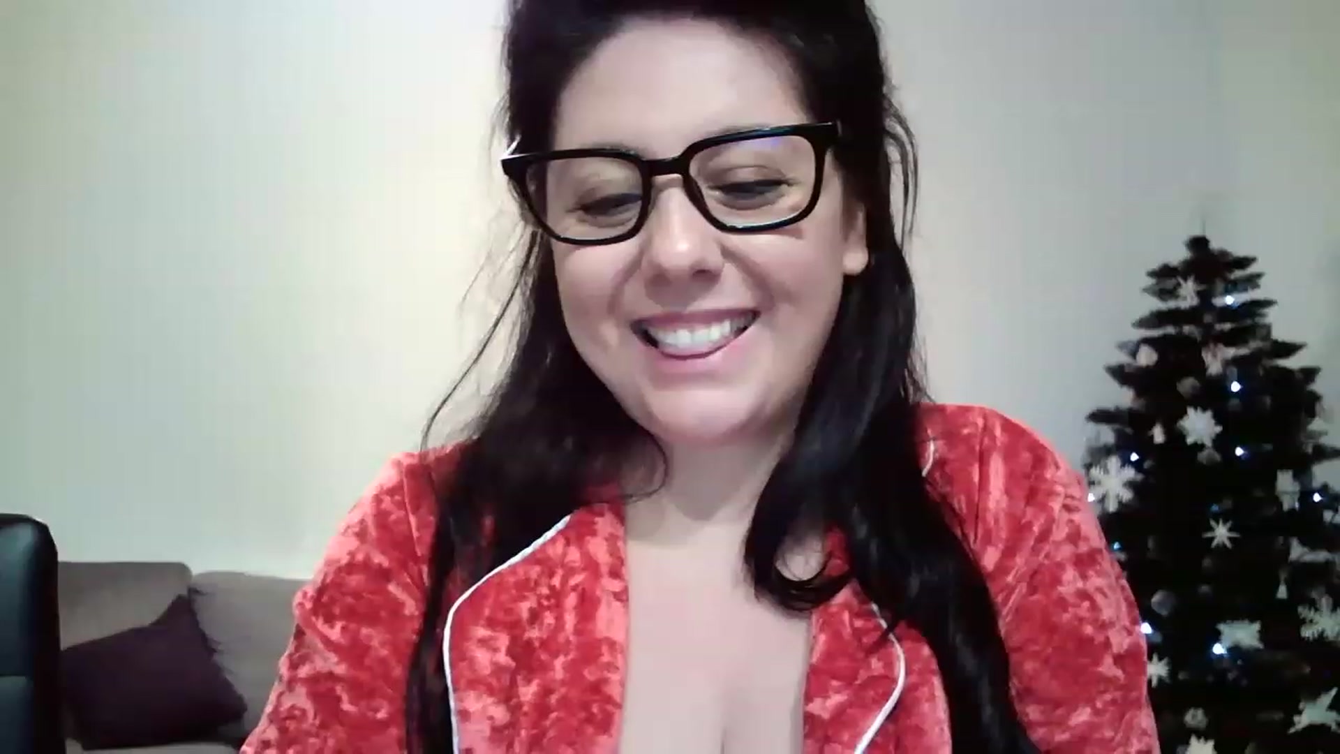 Gallery image thumbnail from SILKYWOMAN's myfreecams stream on, 12/31/2022, 23:10 image 7 of 20