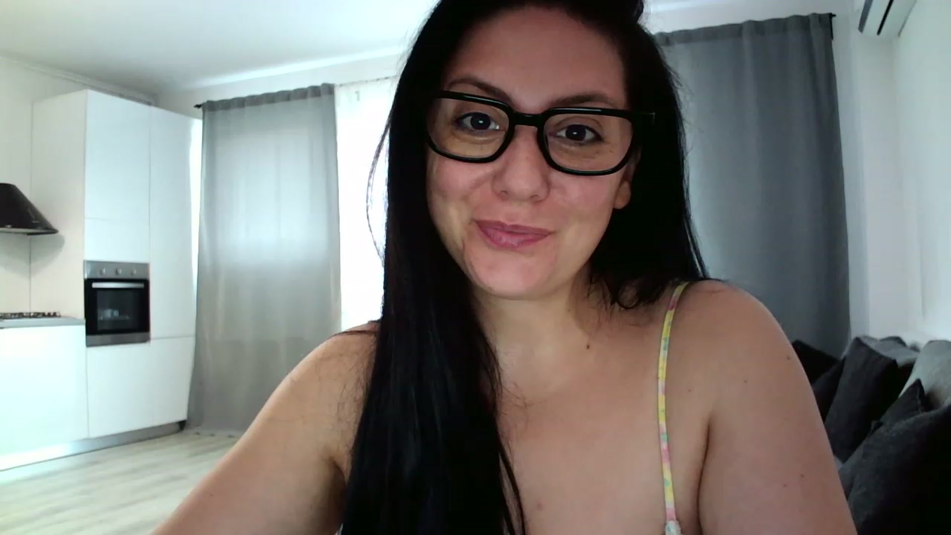 Gallery image thumbnail from SILKYWOMAN's myfreecams stream on, 07/31/2023, 14:56 image 8 of 20