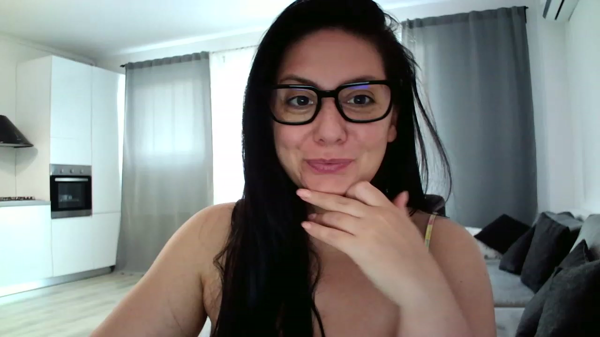 Gallery image thumbnail from SILKYWOMAN's myfreecams stream on, 07/31/2023, 14:56 image 15 of 20