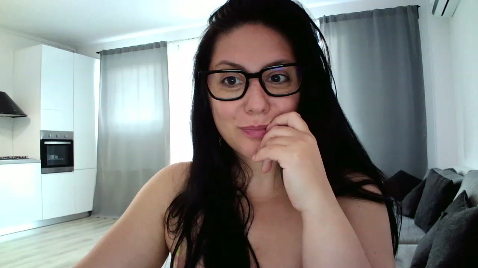 Gallery image thumbnail from SILKYWOMAN's myfreecams stream on, 07/31/2023, 14:56 image 17 of 20