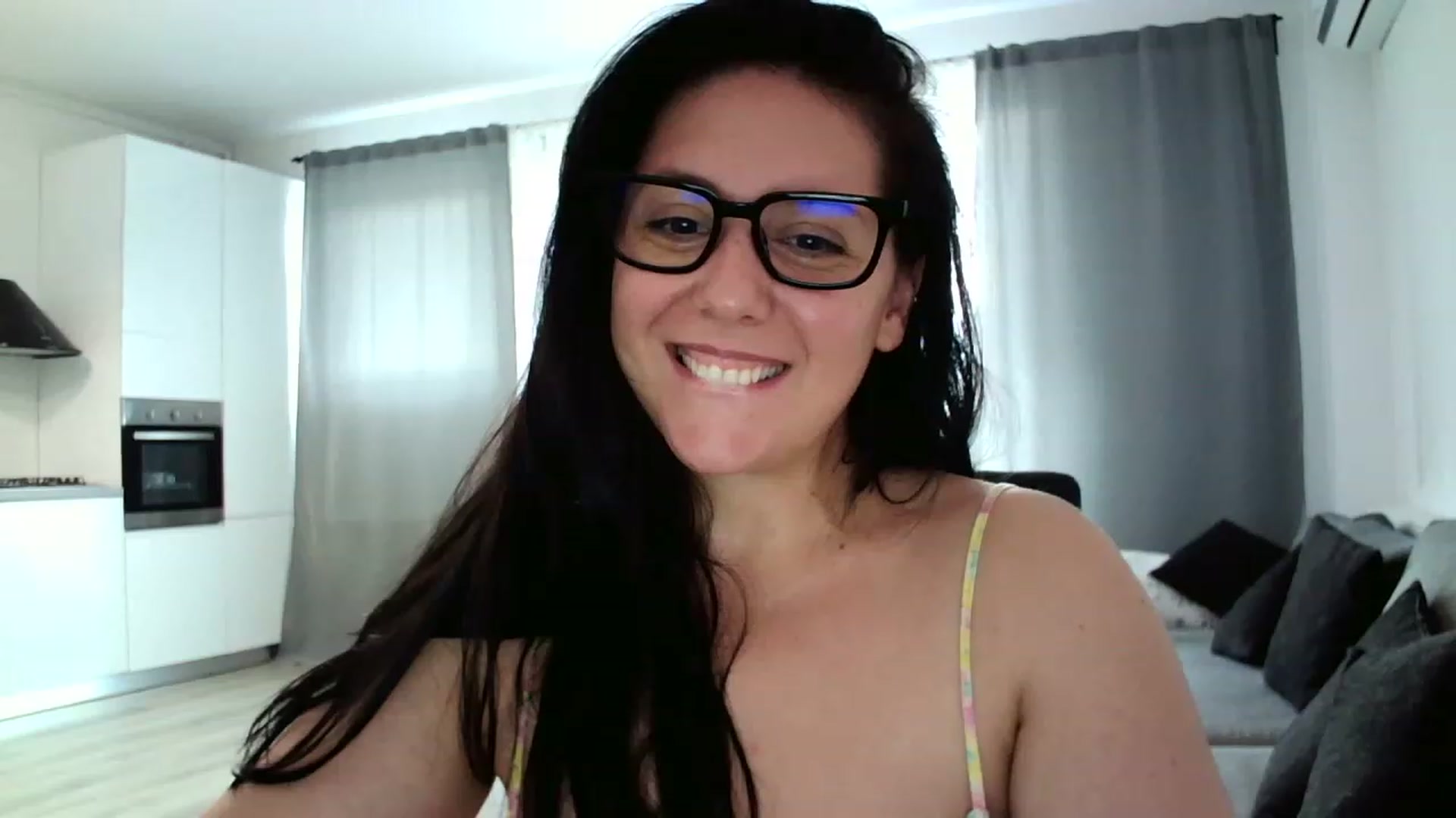 Gallery image thumbnail from SILKYWOMAN's myfreecams stream on, 07/31/2023, 14:56 image 16 of 20