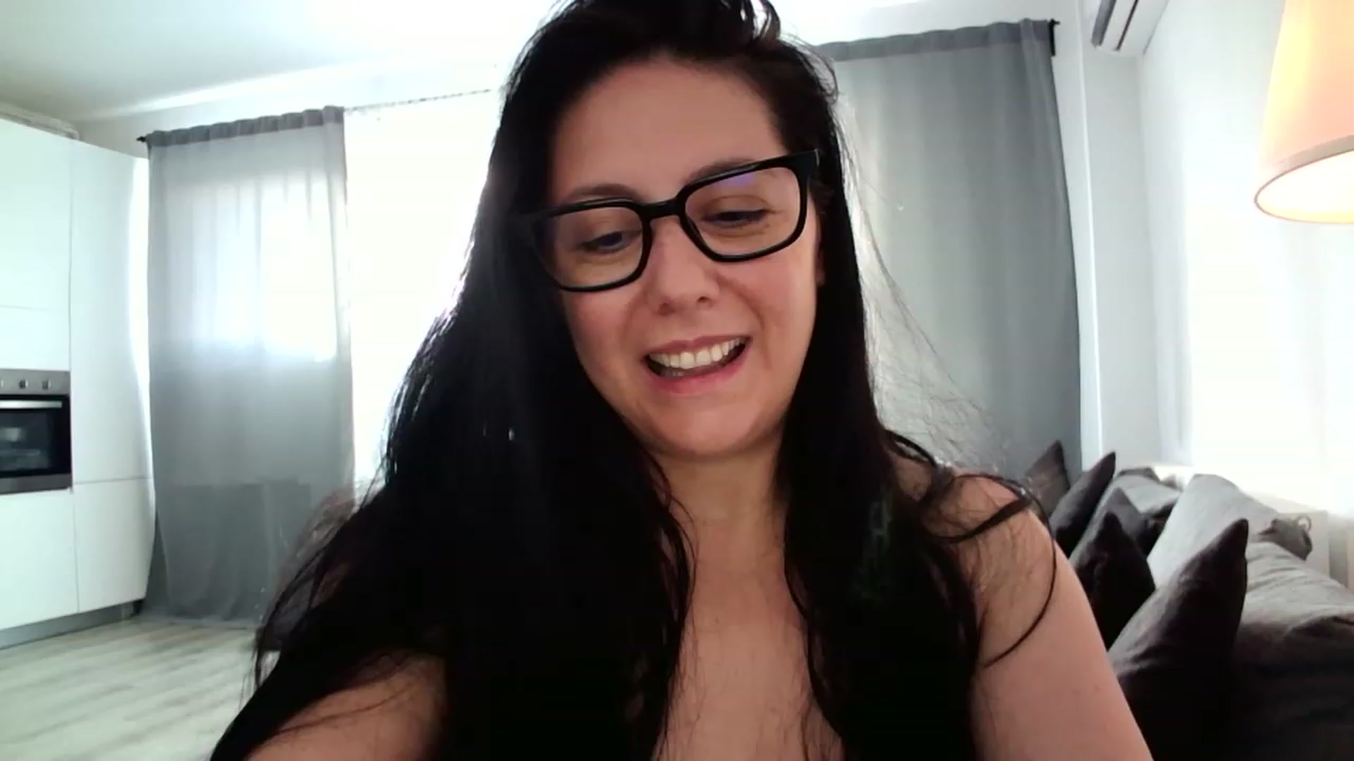 Gallery image thumbnail from SILKYWOMAN's myfreecams stream on, 08/06/2023, 16:06 image 11 of 20