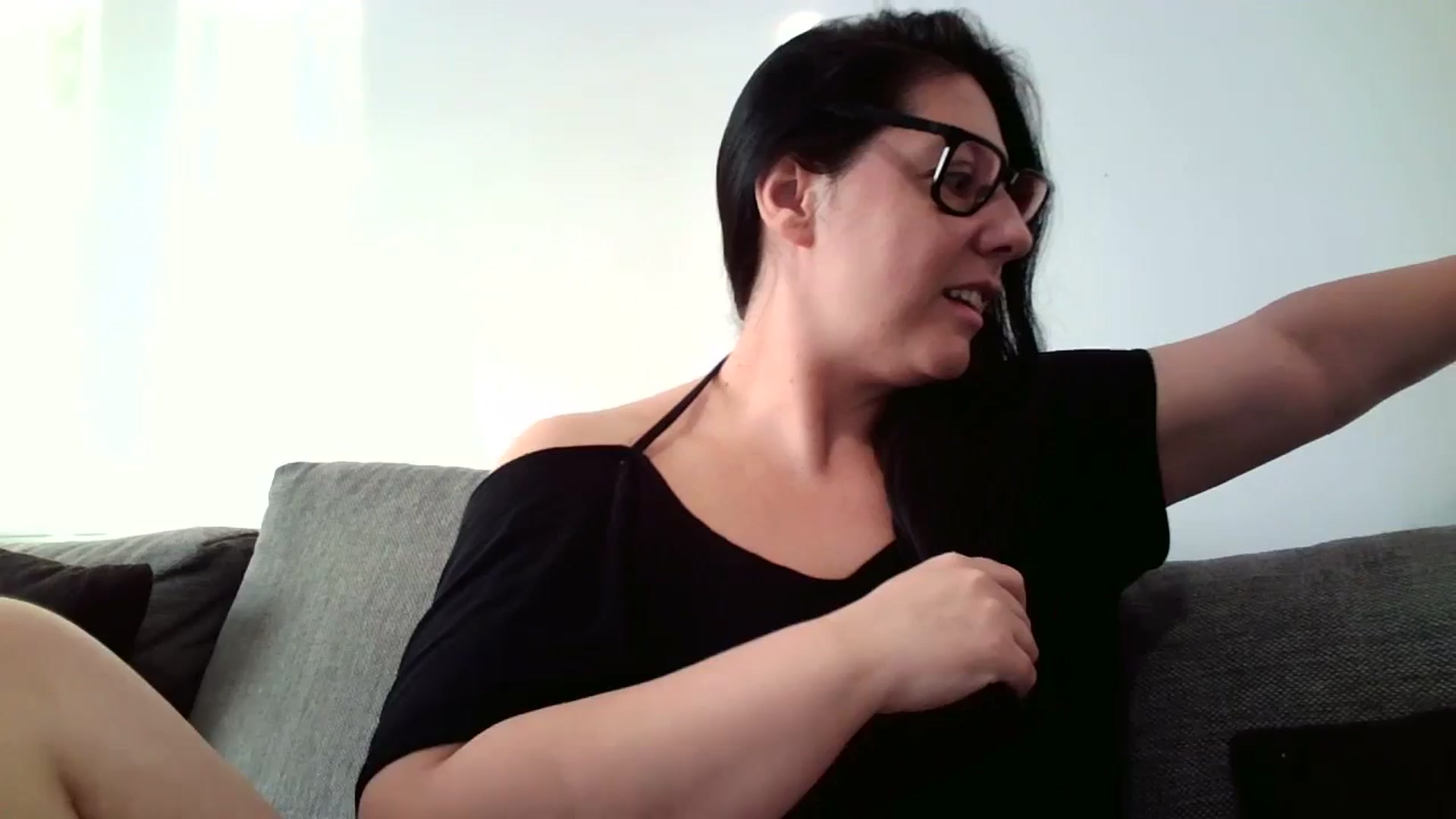Gallery image thumbnail from SILKYWOMAN's myfreecams stream on, 08/19/2023, 16:42 image 5 of 20