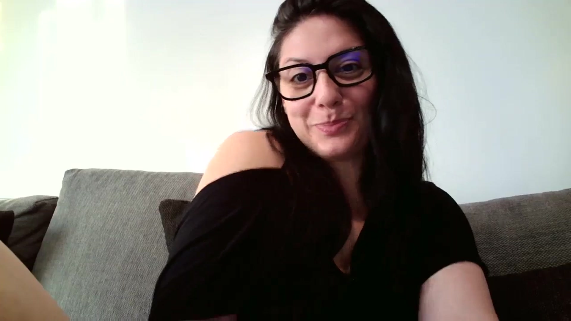 Gallery image thumbnail from SILKYWOMAN's myfreecams stream on, 08/19/2023, 16:42 image 12 of 20