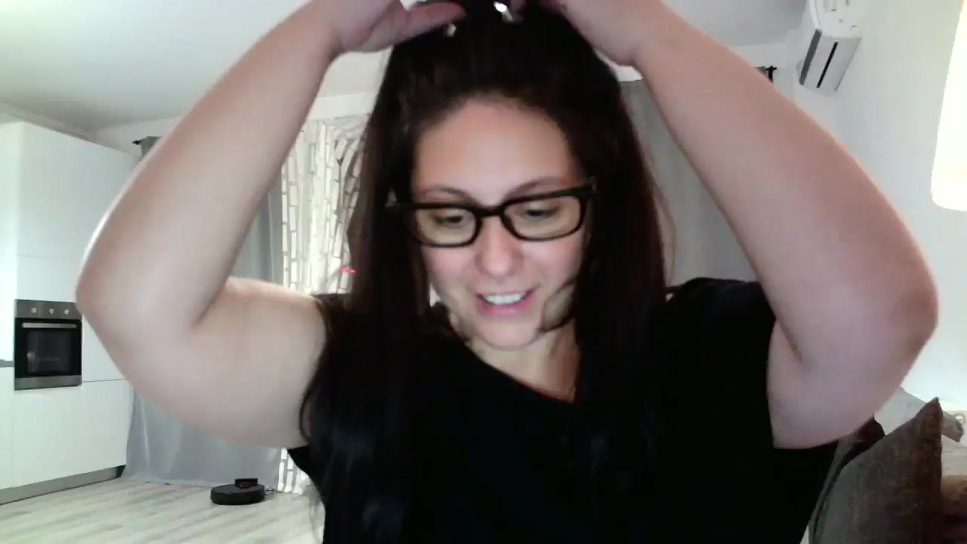 Gallery image thumbnail from SILKYWOMAN's myfreecams stream on, 08/19/2023, 20:10 image 2 of 20