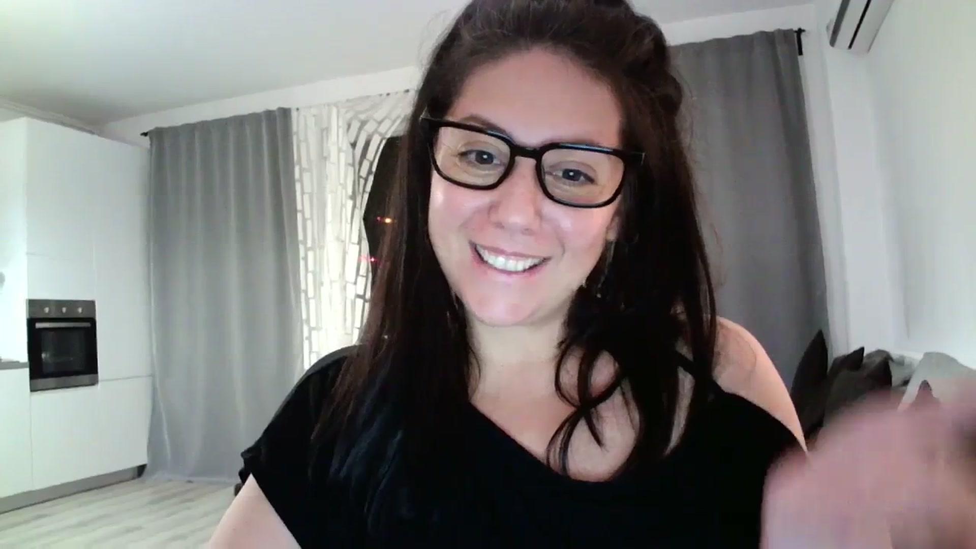 Gallery image thumbnail from SILKYWOMAN's myfreecams stream on, 08/19/2023, 20:10 image 12 of 20