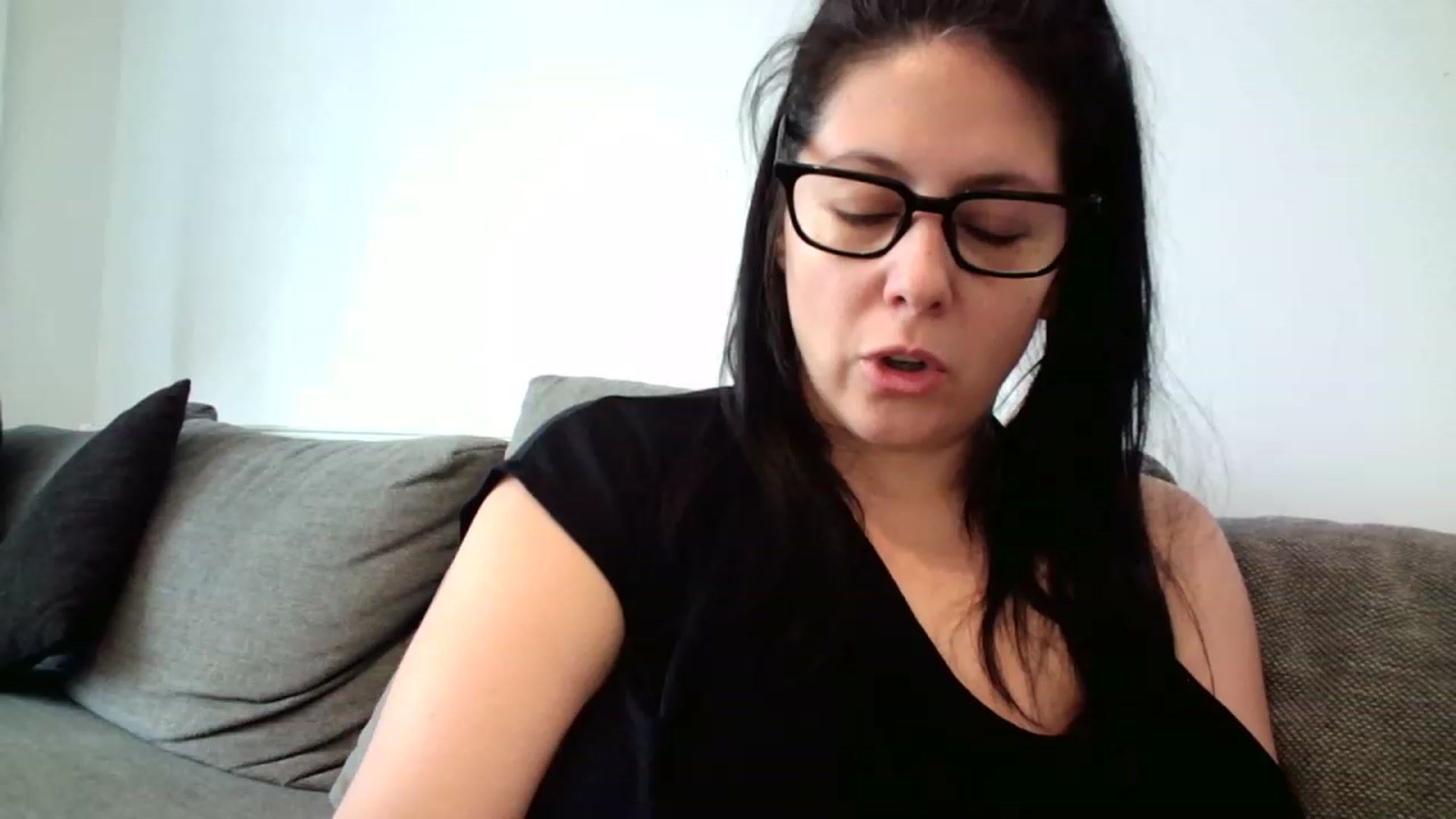 Gallery image thumbnail from SILKYWOMAN's myfreecams stream on, 08/20/2023, 12:10 image 14 of 20