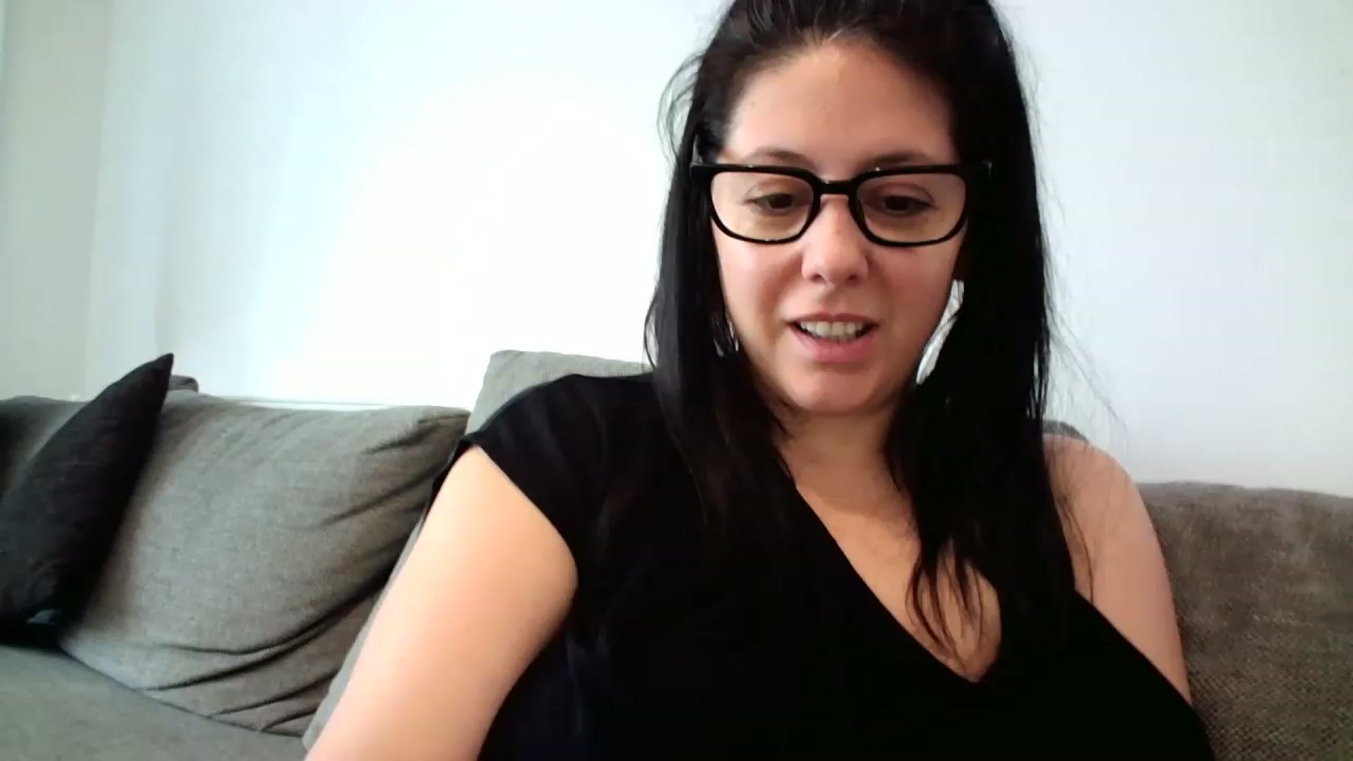 Gallery image thumbnail from SILKYWOMAN's myfreecams stream on, 08/20/2023, 12:10 image 5 of 20