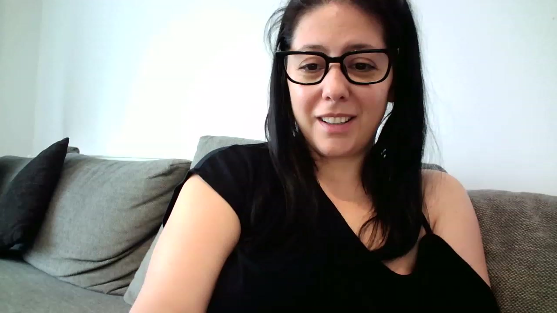 Gallery image thumbnail from SILKYWOMAN's myfreecams stream on, 08/20/2023, 12:10 image 1 of 20