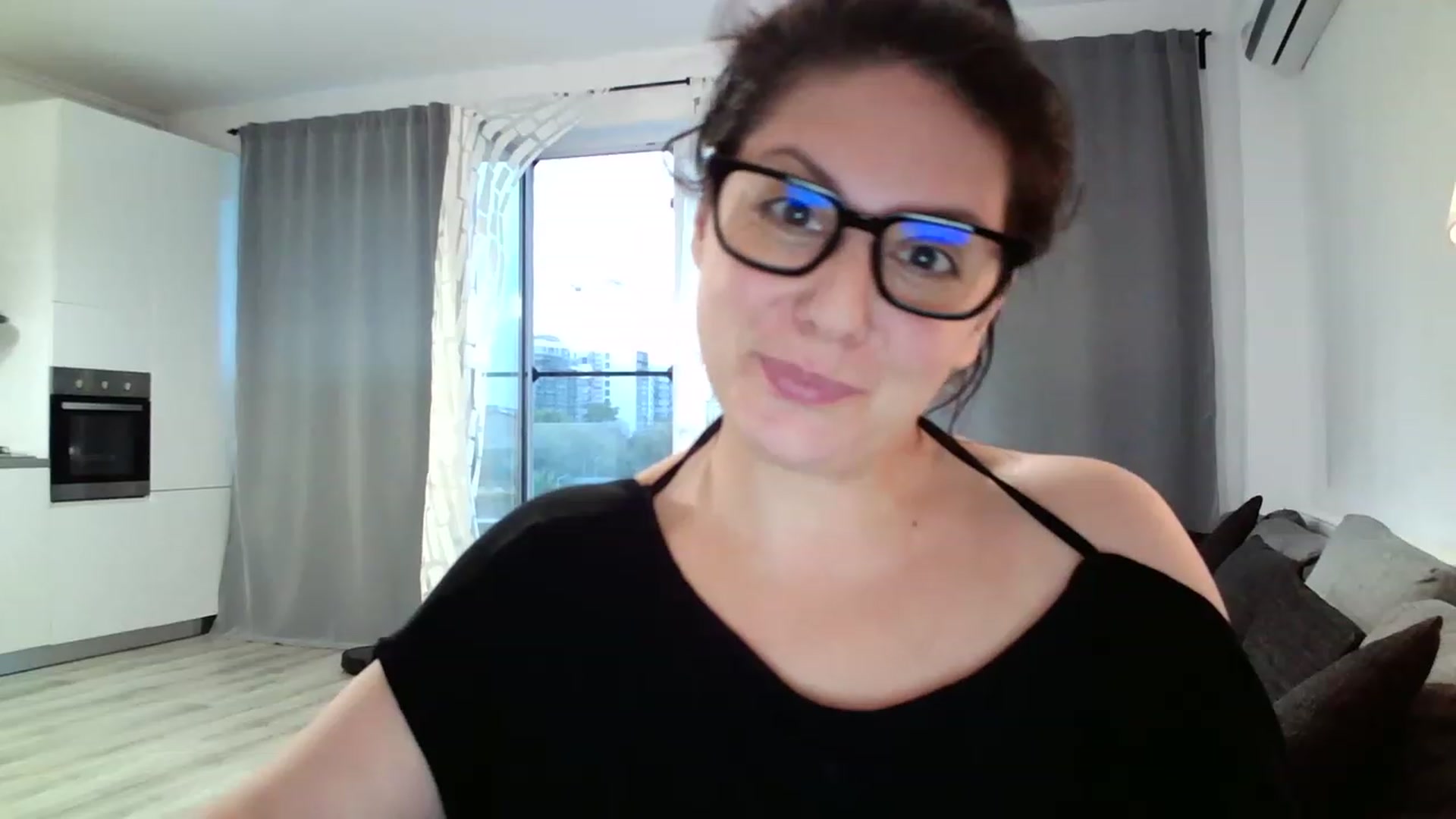 Gallery image thumbnail from SILKYWOMAN's myfreecams stream on, 08/20/2023, 17:40 image 2 of 20