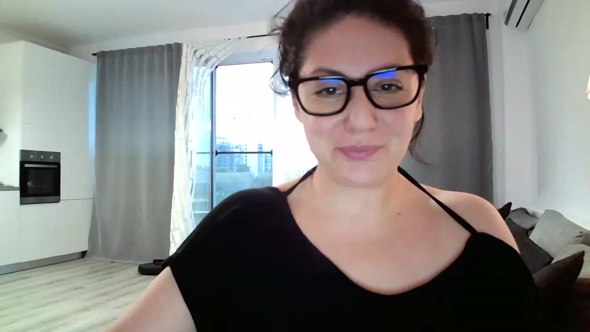 Gallery image thumbnail from SILKYWOMAN's myfreecams stream on, 08/20/2023, 17:40 image 1 of 20