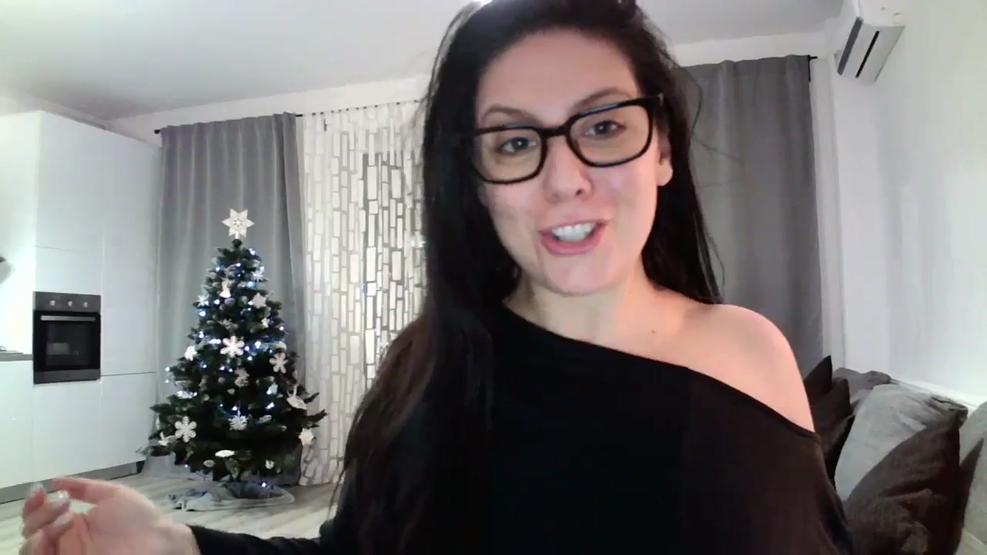 Gallery image thumbnail from SILKYWOMAN's myfreecams stream on, 01/02/2024, 18:25 image 20 of 20