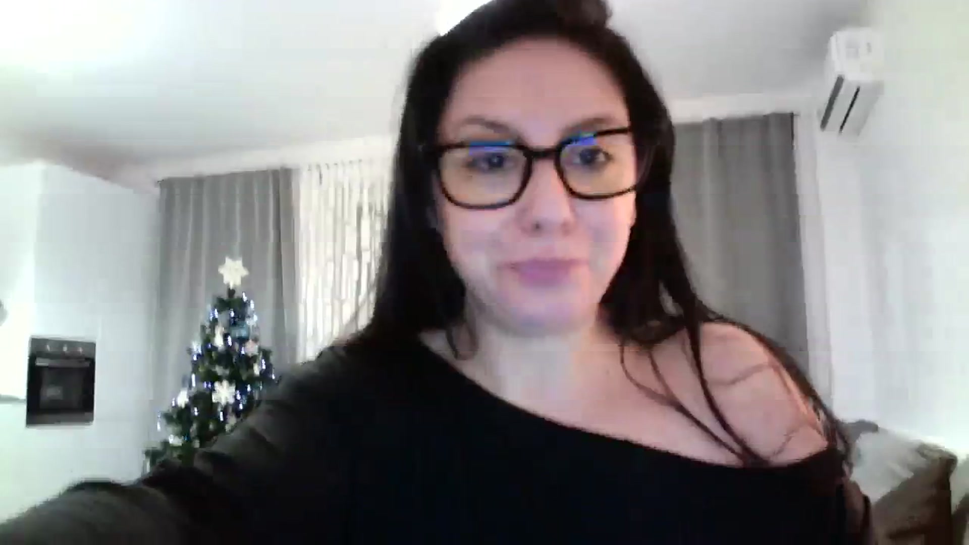 Gallery image thumbnail from SILKYWOMAN's myfreecams stream on, 01/02/2024, 18:25 image 19 of 20